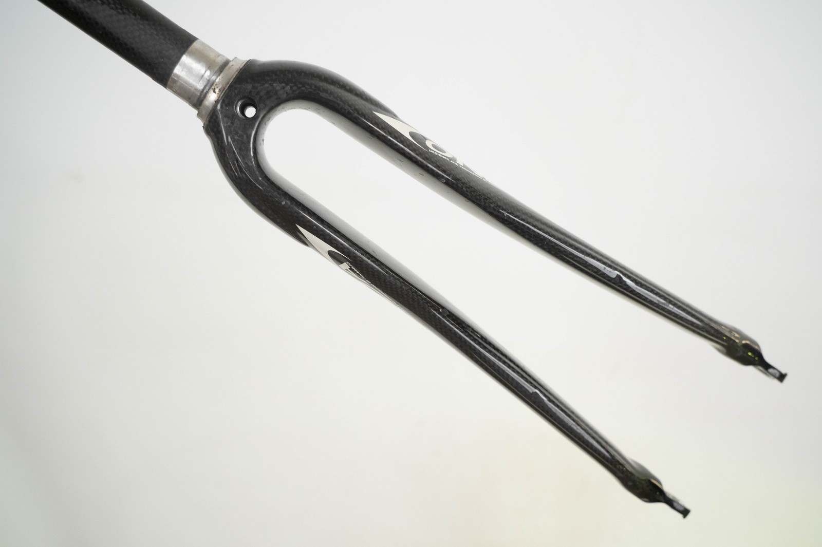 PINARELLO ONDA CARBON FORK THREADLESS AHEAD 1-1/8 28″ 700C RIM BRAKE VINTAGE