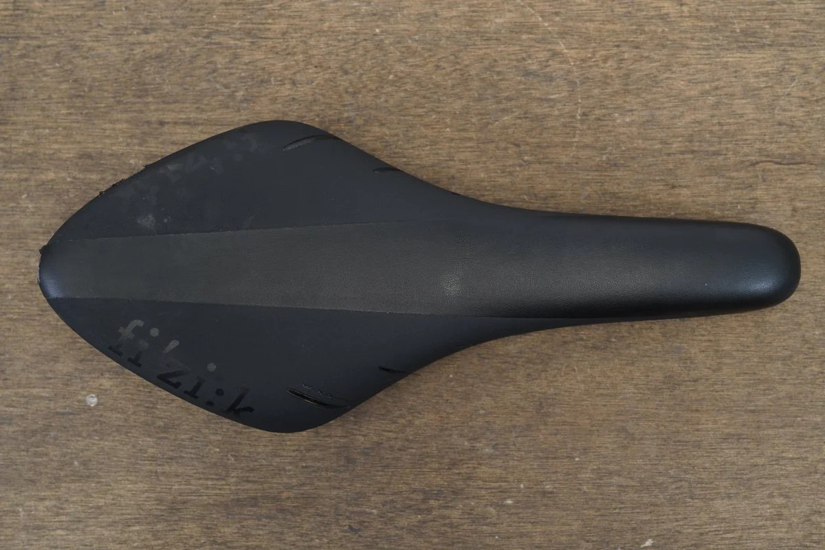 132mm (Regular) Fizik Arione R1 Carbon Rail Road Saddle 164g