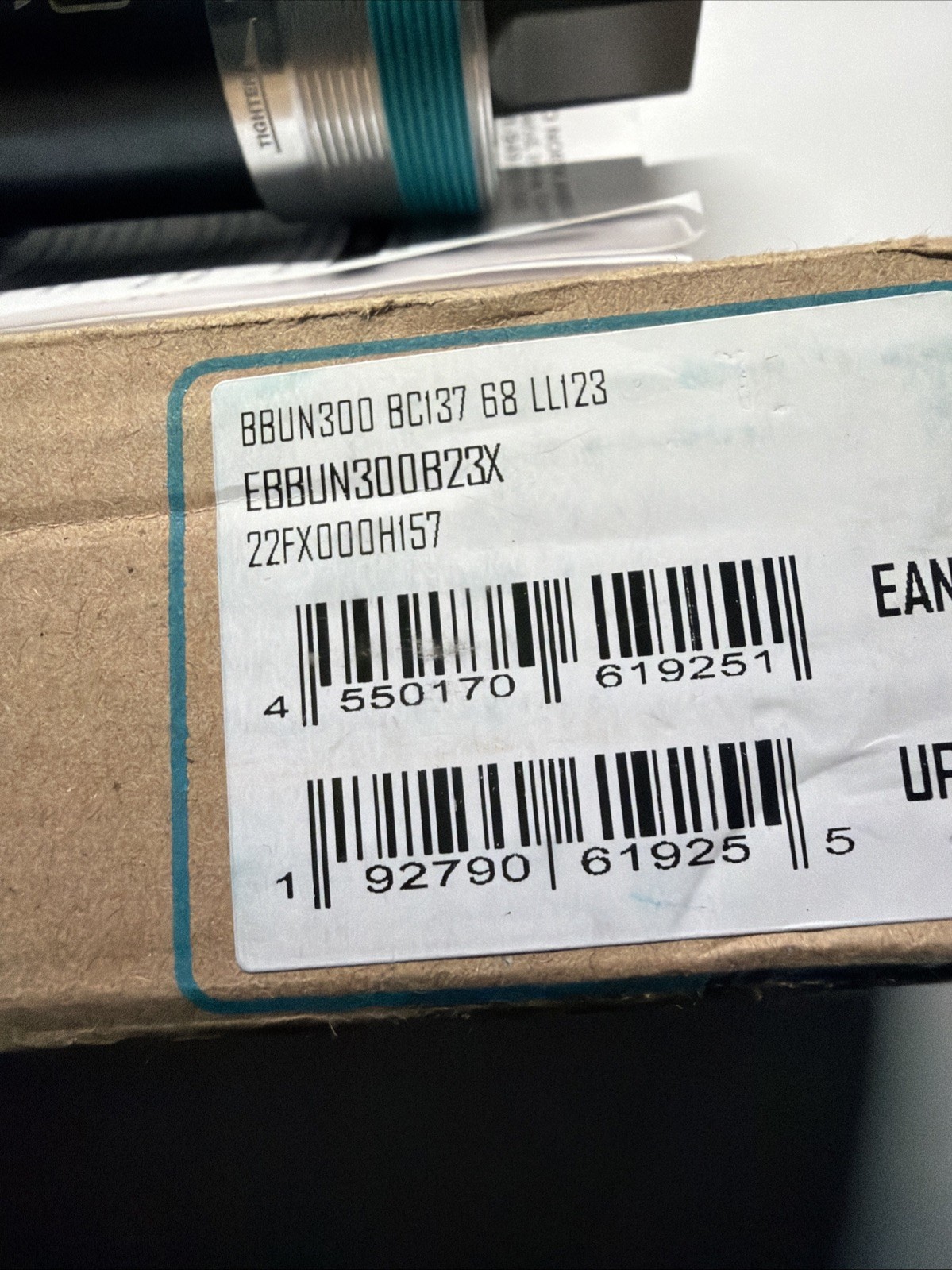 Shimano BB-UN300 bottom bracket British thread, 73 – 122.5 mm (LL123)
