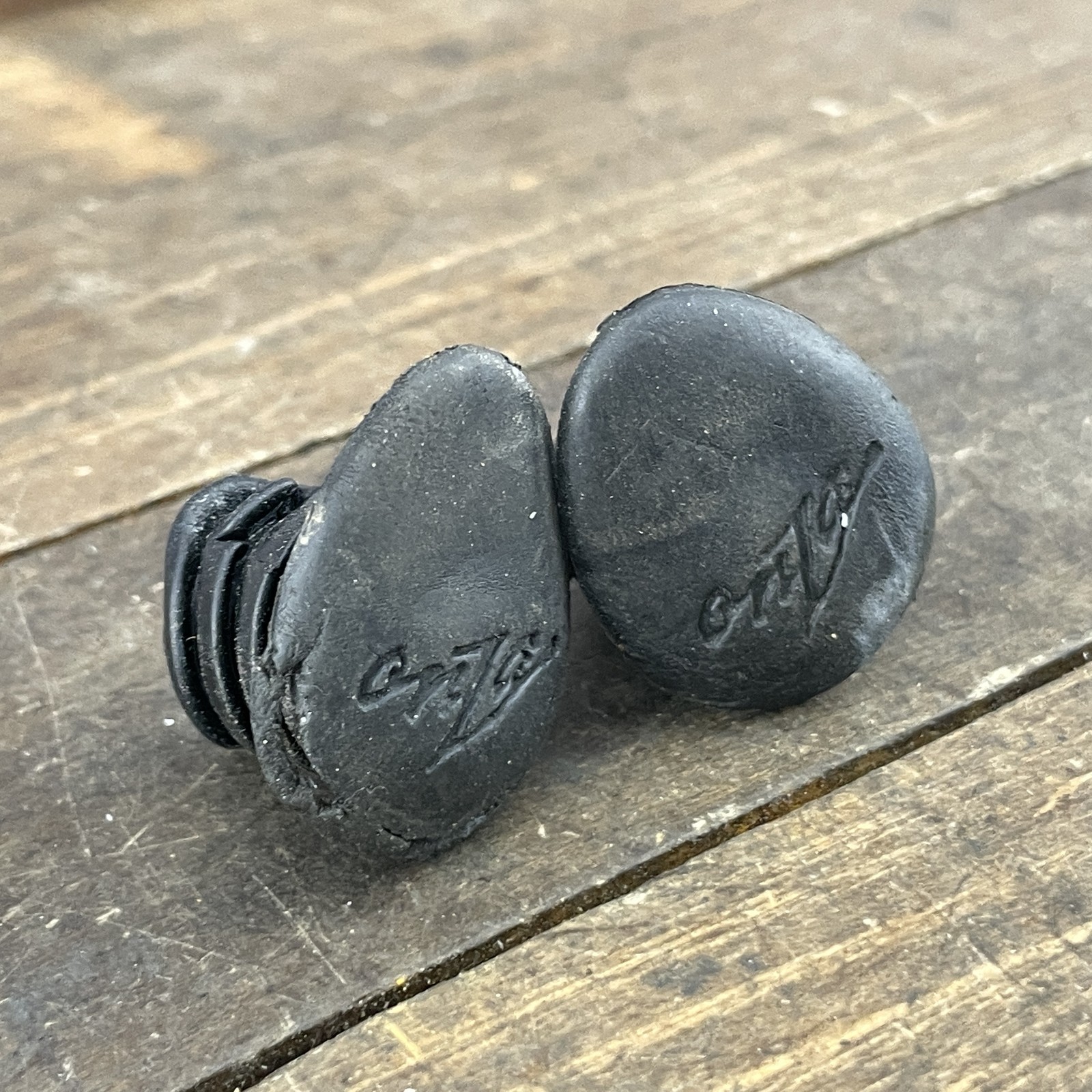Onza Bar Ends Black Pair Vintage 90s MTB Mountain Bike Climbing Bar Cycling
