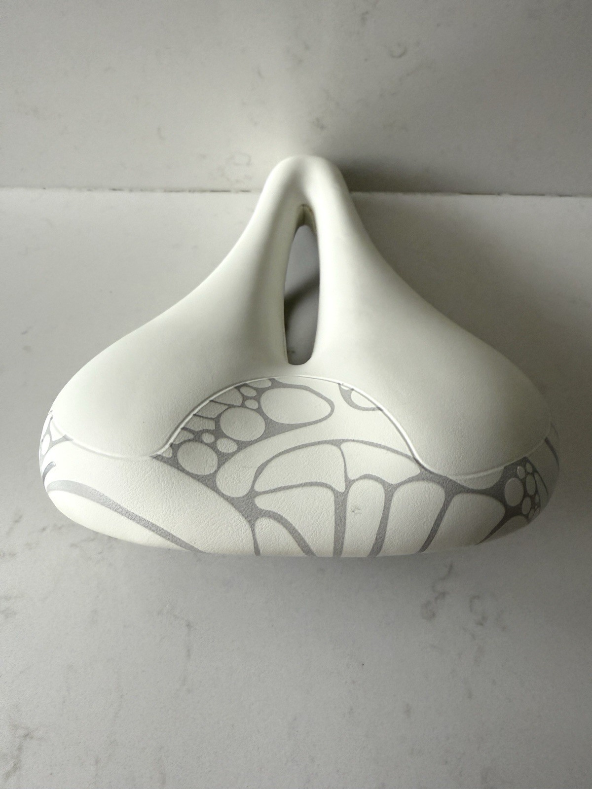 Terry Butterfly Women’s Bicycle Seat Ergonomic Cutout – FEC Alloy Rails – White