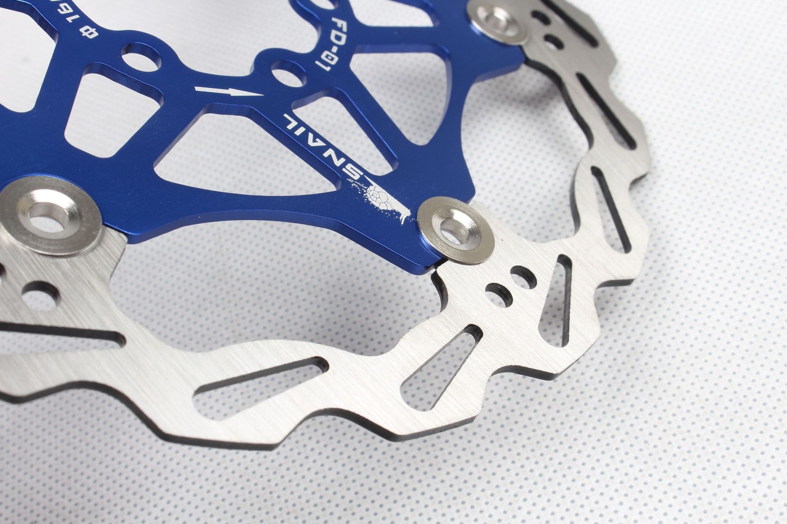 2 PCS Bicycle Brake Rotor Mountain Bike Floating Disc Brake Rotor Blue & 6 Bolts