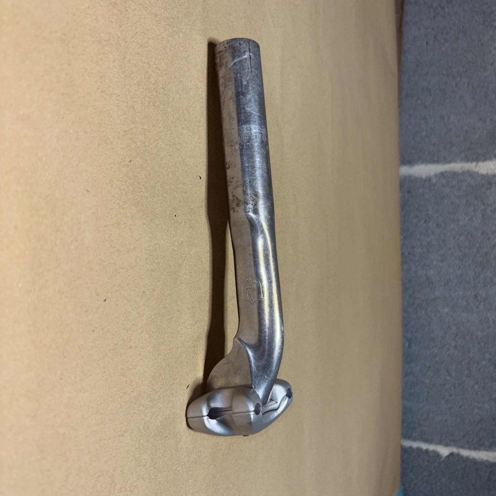 Campagnolo C Record Aero Engraved Crest Logo Seatpost 1980’s 20cm long