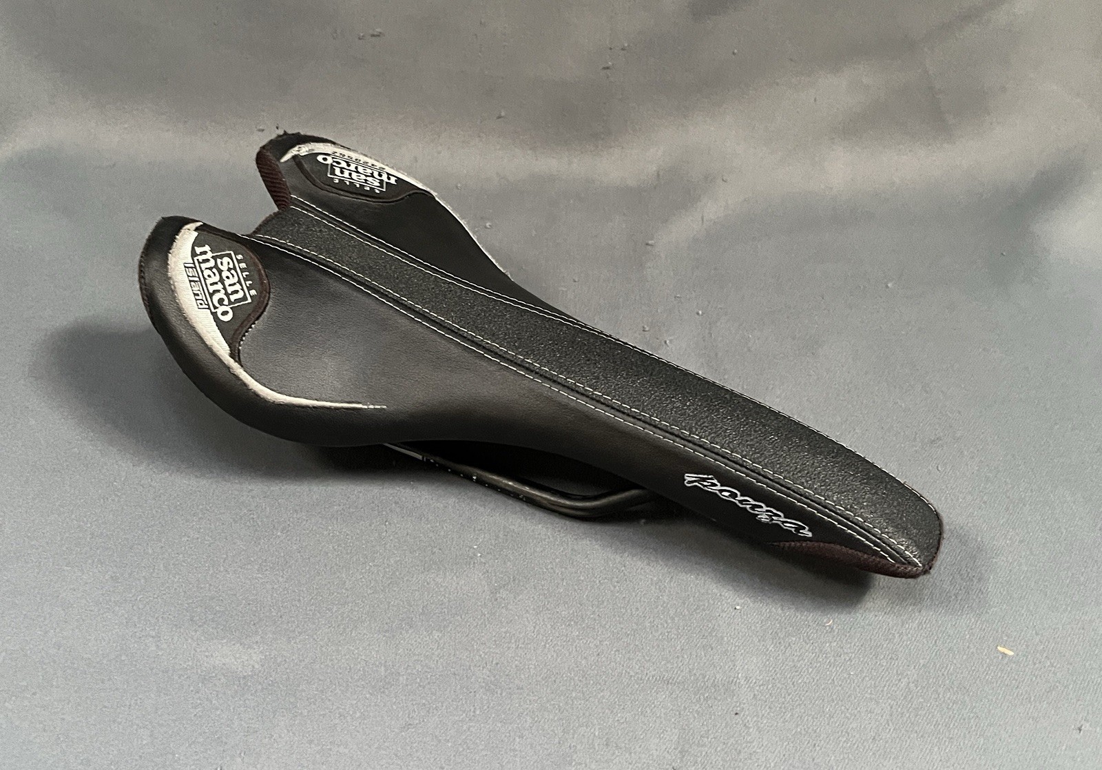 Selle San Marco Island Ponza Bike Saddle Black Steel Rails 130x275mm Road MTB