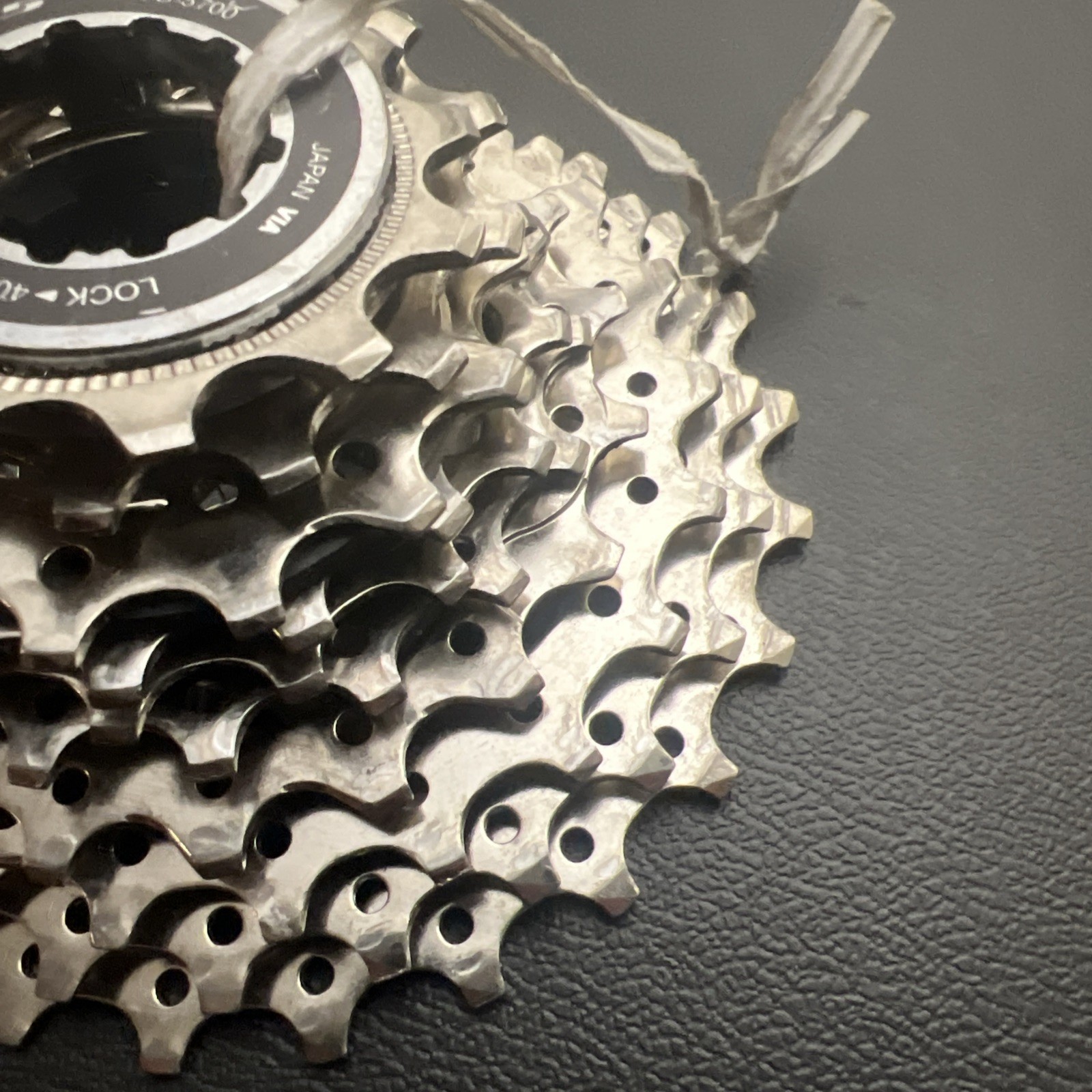 Shimano 105 10-speed CS-5700 12-25T Cassette