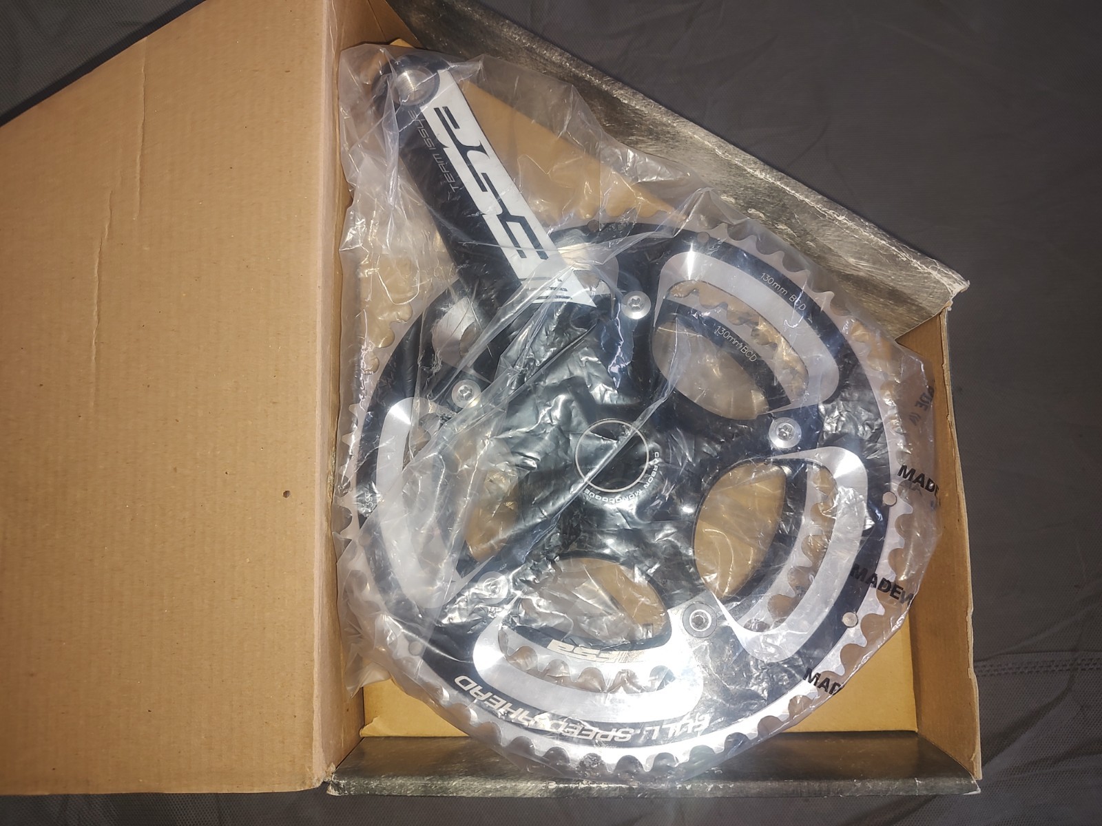 FSA Team Issue Carbon Crank – 24 mm spindle – 175/53 – free shipping