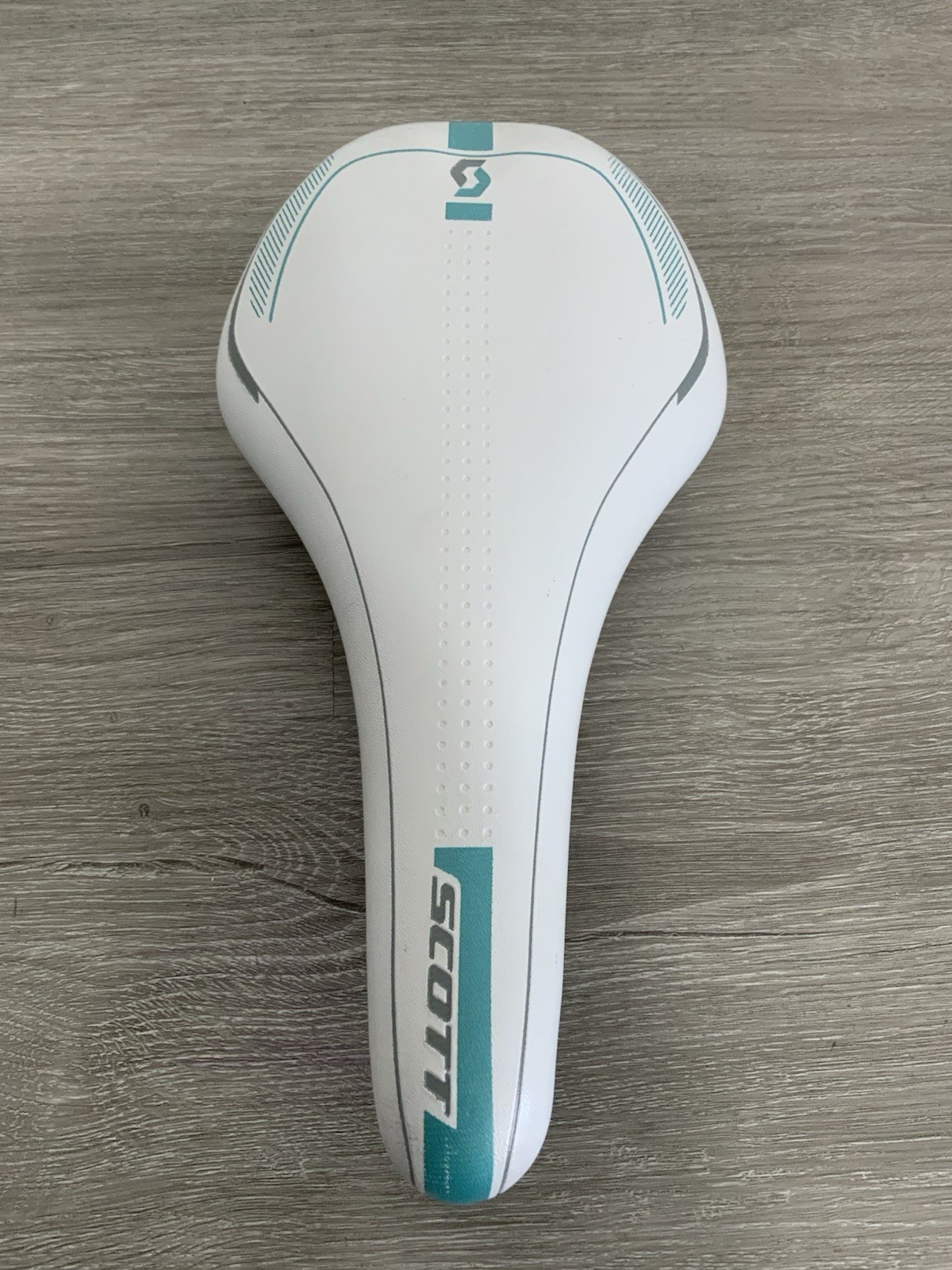 SCOTT RACING SADDLE 320 GRAMS 138 MM X 275 MM WHITE