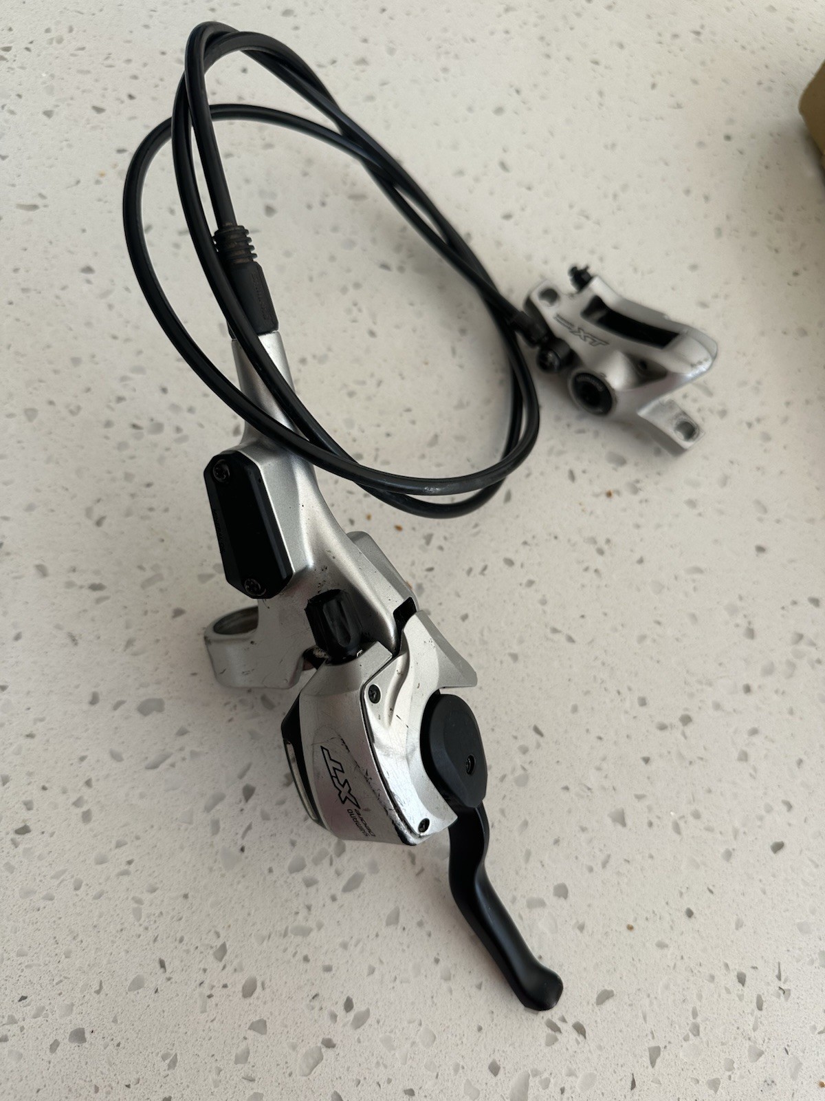 Shimano Deore XT ST-M765 BR-M765 Shifter Brake Lever Right Rear 9 Caliper 1300mm