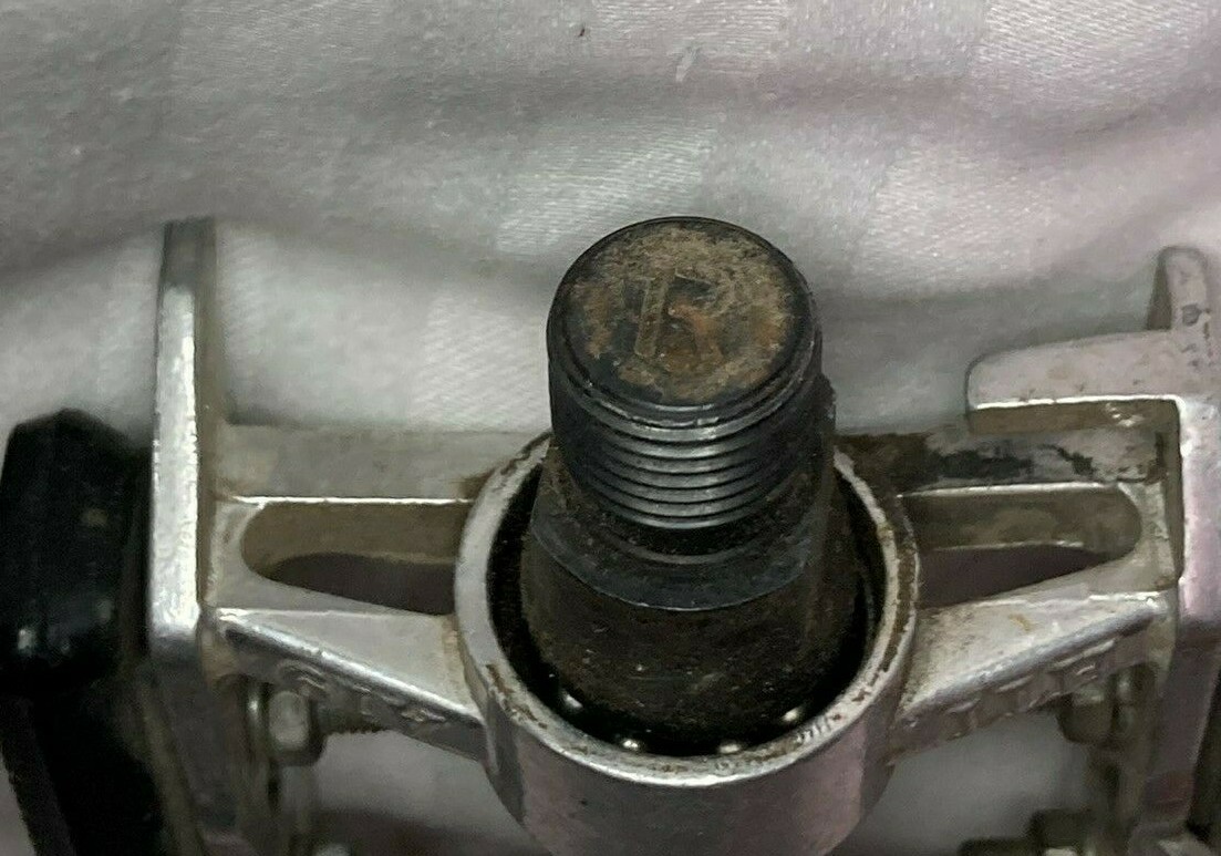 HTI A19 Pedal Right only