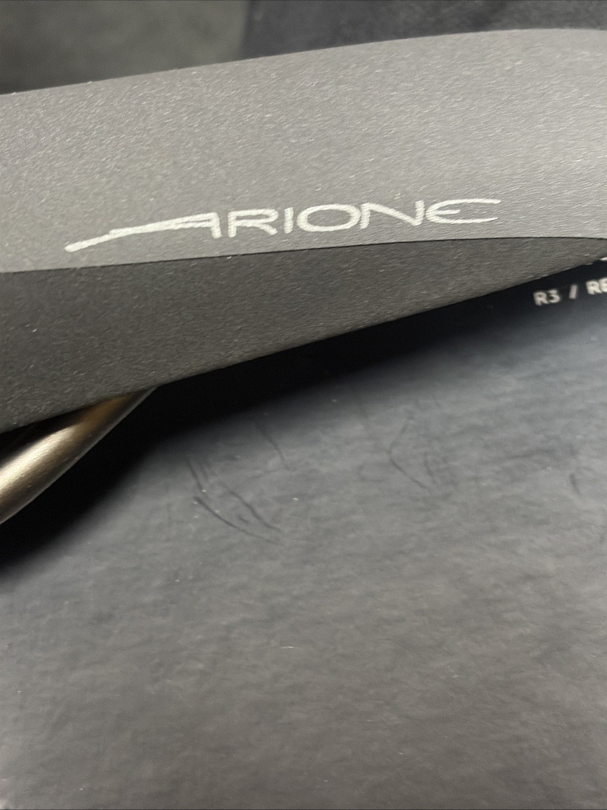 New Fizik Arione R3 Kium Black Road Saddle Regular 126mm Width