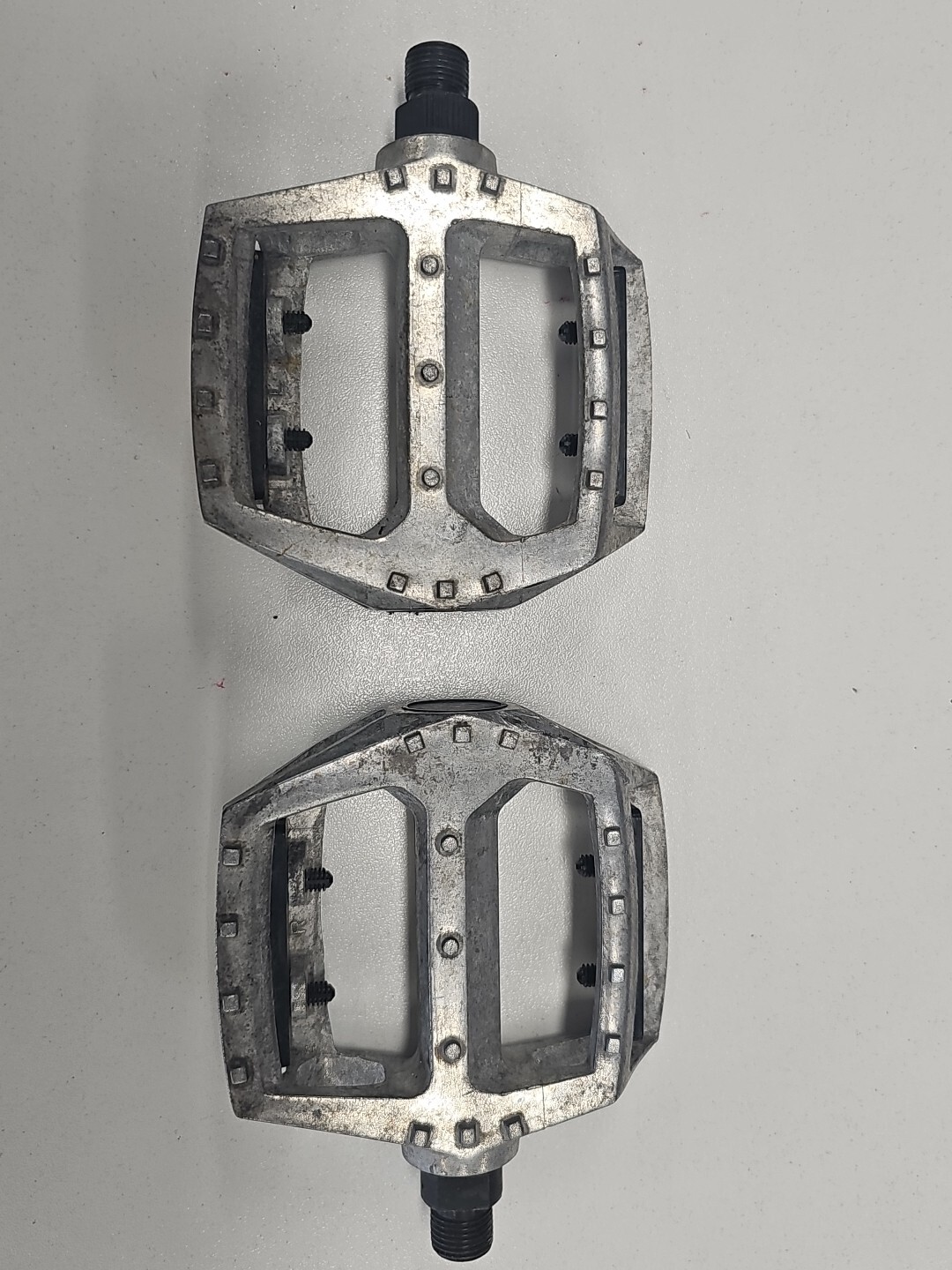 Alloy MTB Downhill Flat Pedals Cheap and Free Postage In Australia