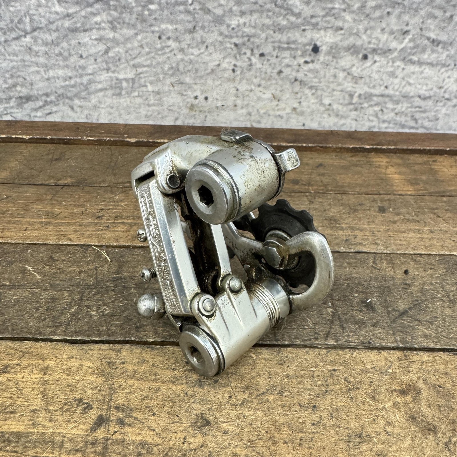 Vintage Shimano Crane Rear Derailleur Bolt-On Silver Japan 1970s 220g Road Bike