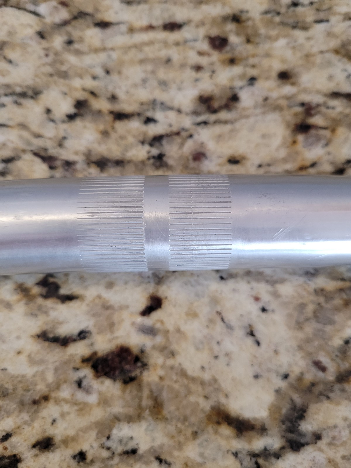 Vintage ZOOM 170 Handlebar 25.4 Silver 560mm 6000 Butted Aluminum NOS