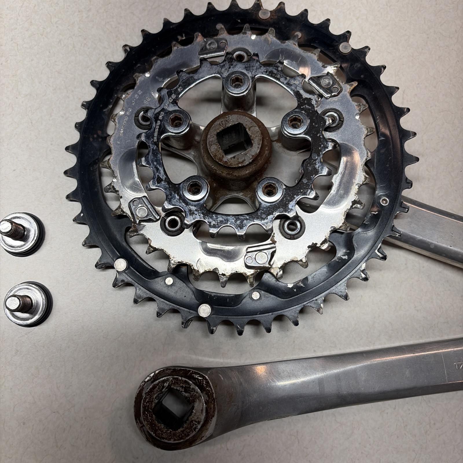Shimano Deore LX Cranks FC-M563 Triple Mountain Bike 175 Crankset 94BCD 42/32/22
