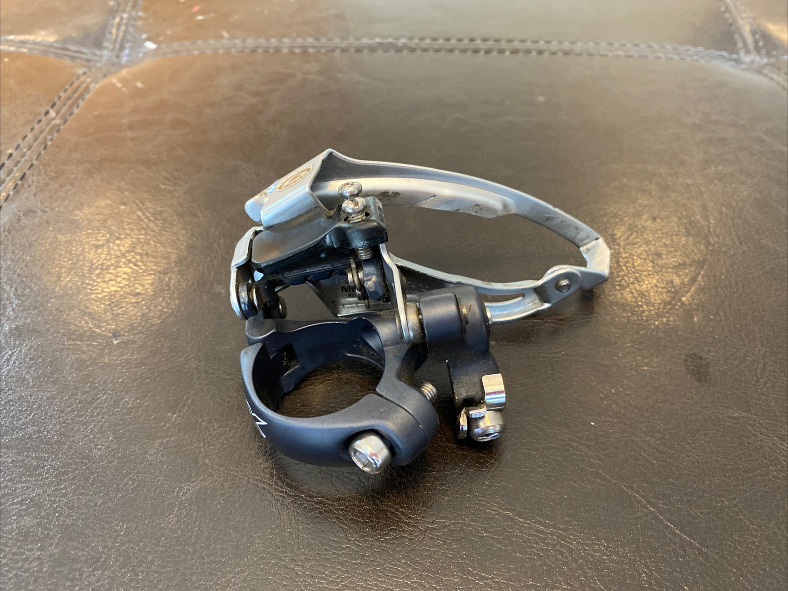 Shimano Deore LX FD-M570 Front Derailleur, Top Pull, 31.8mm, Triple