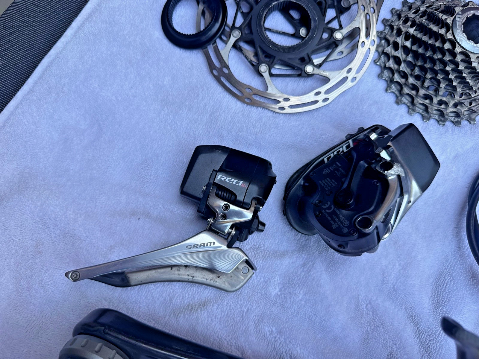 SRAM Red eTap HRD 11 Speed Wireless Electronic Hydraulic Disc Groupset