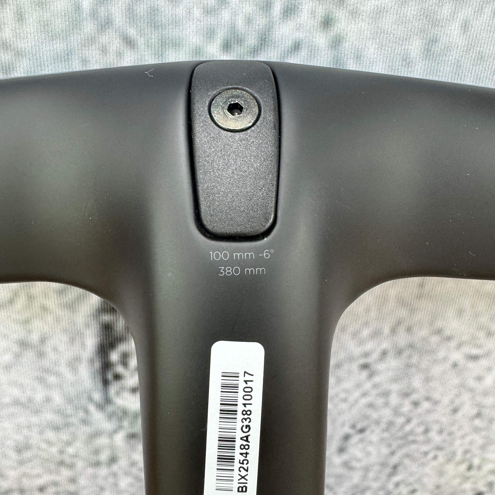 New! Black Inc AB02 Aero Carbon 38cm x 100mm -6 Degree Carbon Integrated Handleb