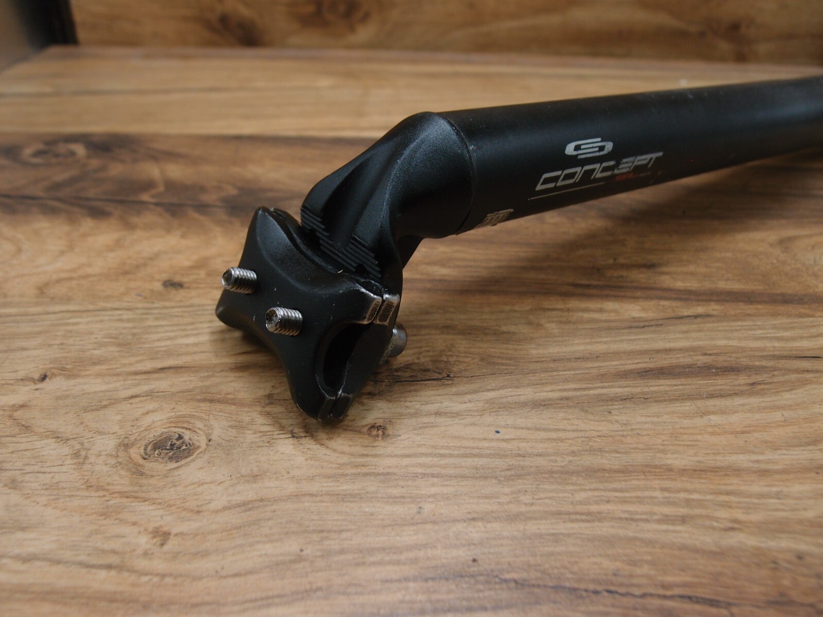 2008 MTB black plain seatpost Concept by nL 31.4 mm