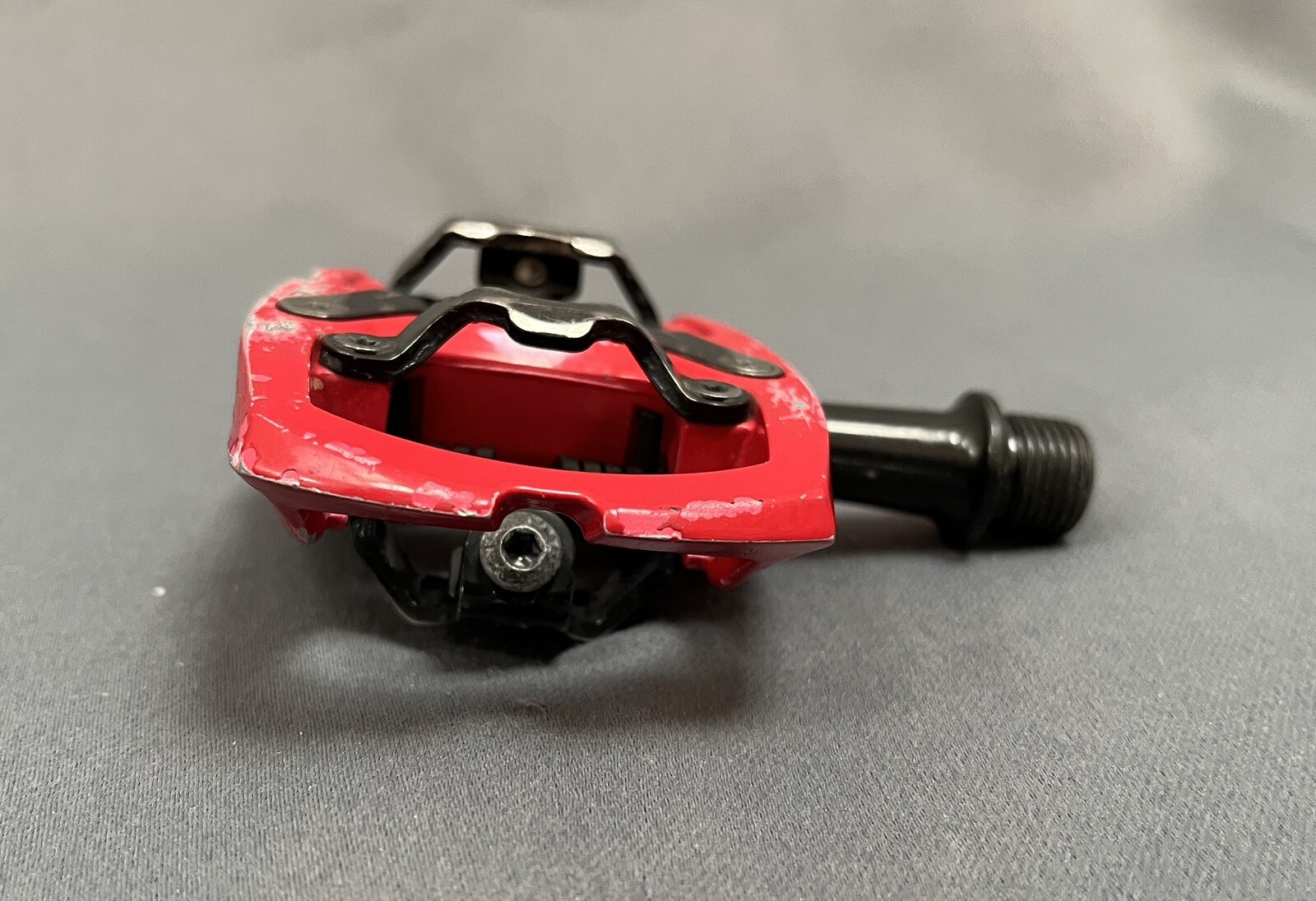 iSSi Trail Pedals MTB Clipless Dual-Sided Entry 9/16″ 400g Red SPD Compatible
