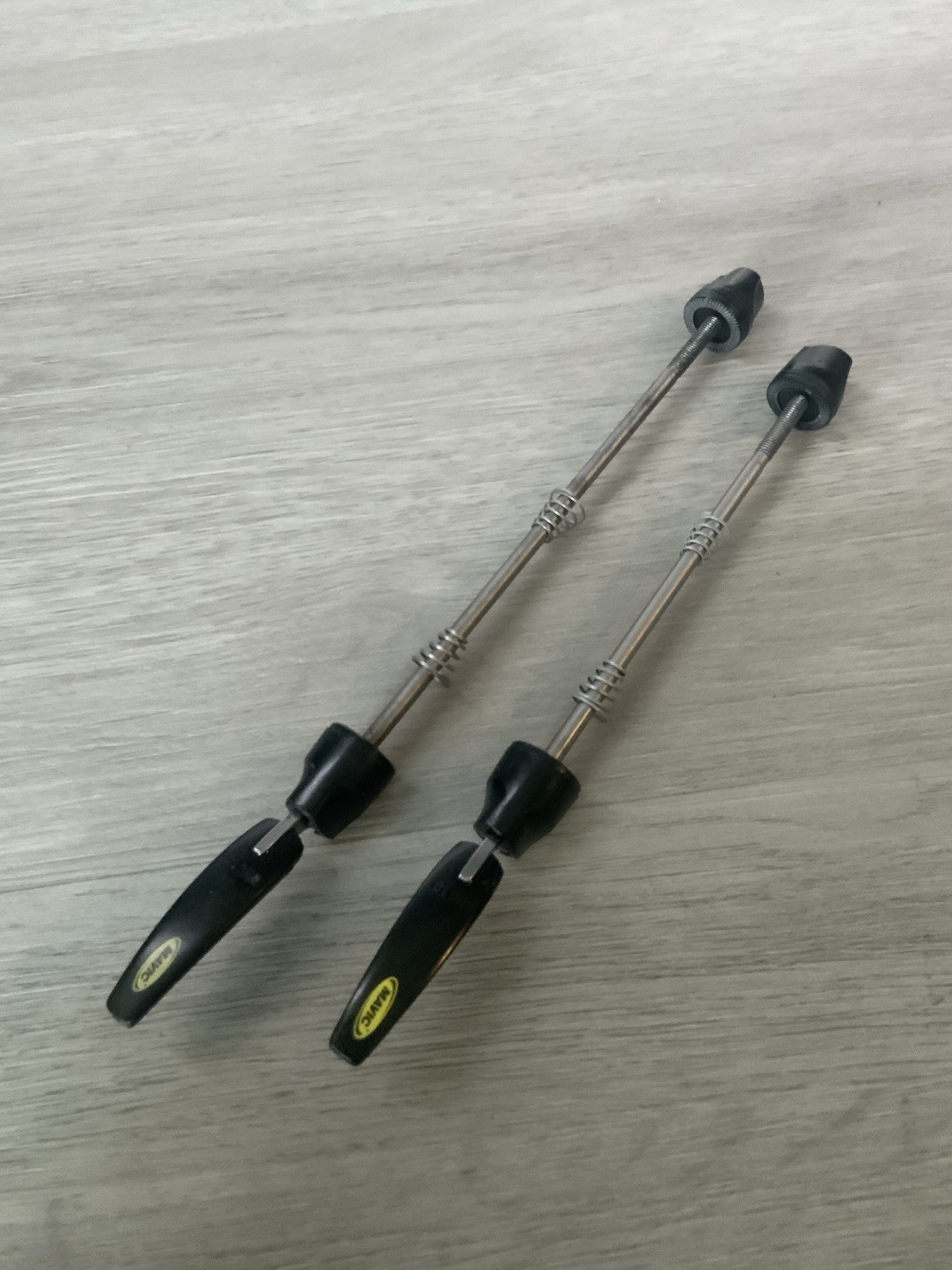 MAVIC KSYRIUM QUICK RELEASE SKEWER SET 100-130 MM SPACING 124 GRAMS