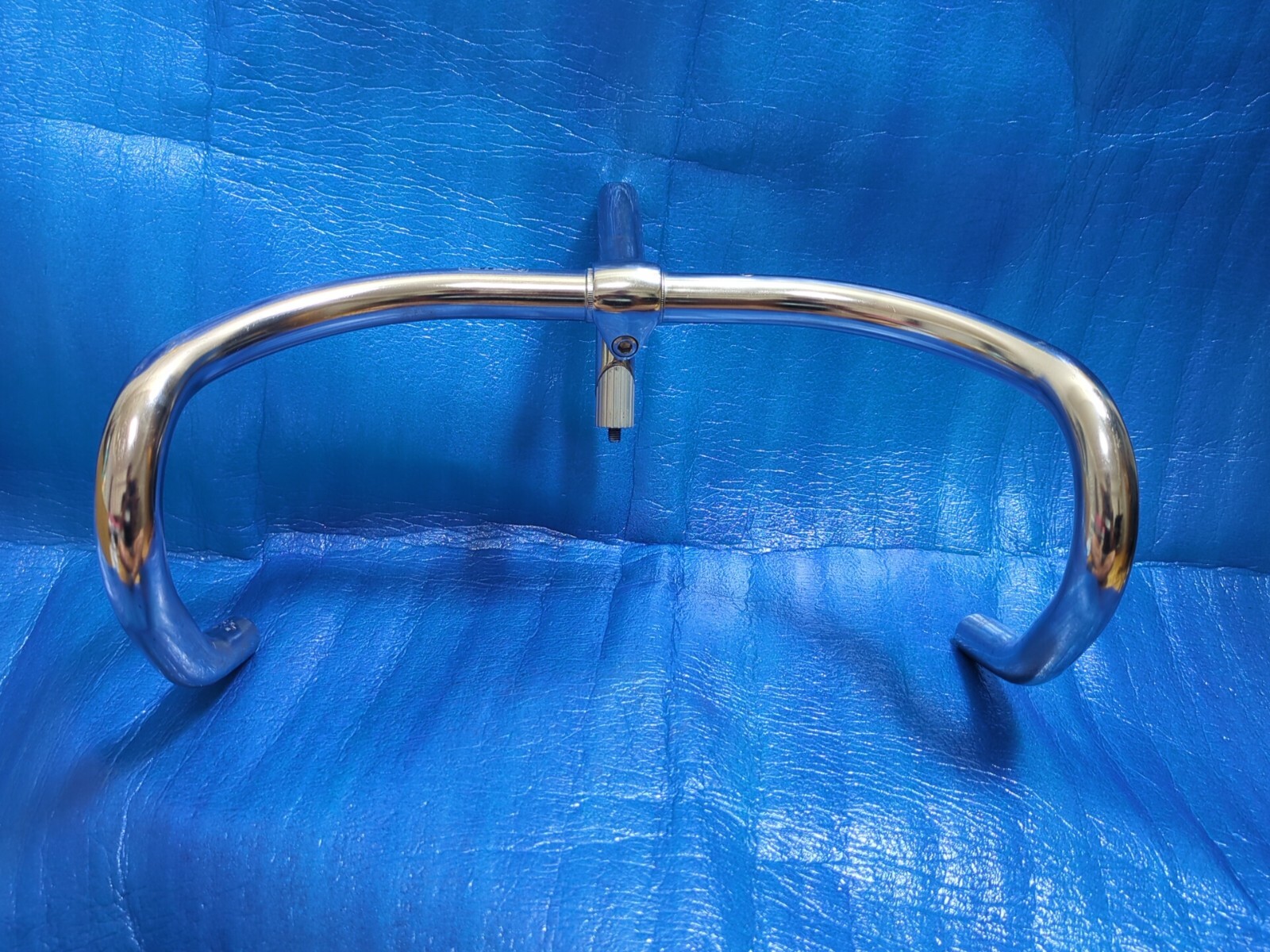 Nitto B127 CrMo 370mm NJS Handlebar + Nitto Jaguar 110mm 58 Degree Steel Stem