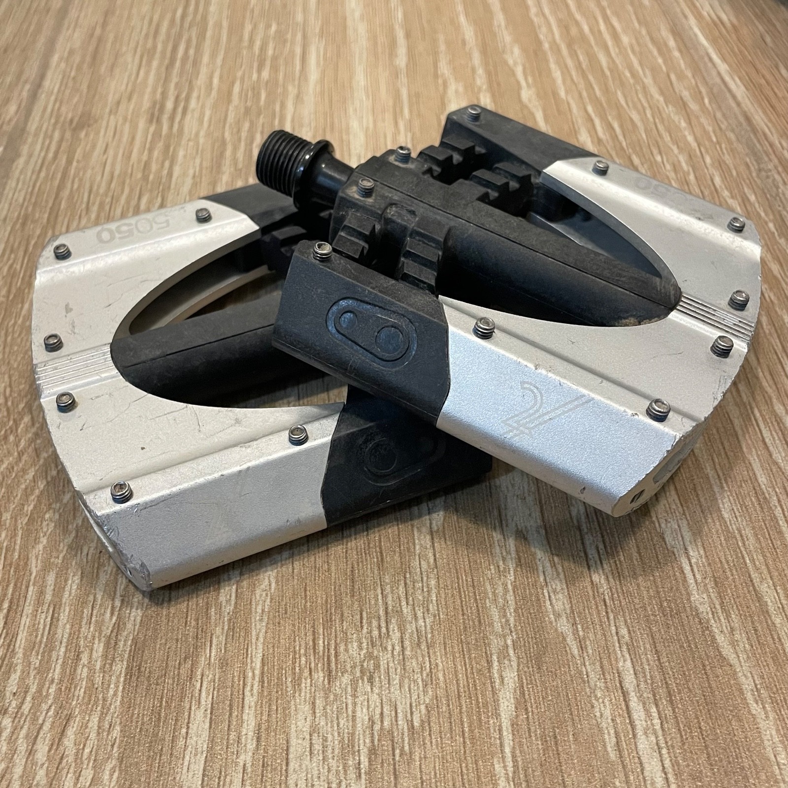 Crankbrothers 5050 2 Platform Pedals MTB DH Freeride Silver Black Aluminum