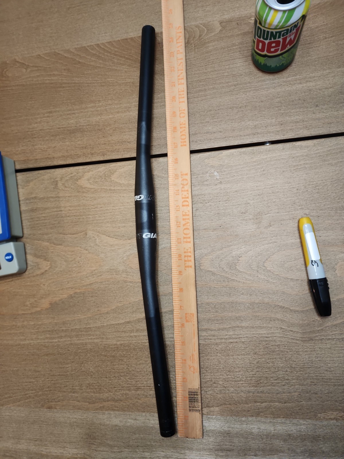 GIANT FLAT BAR BICYCLE HANDLEBARS 24.5″