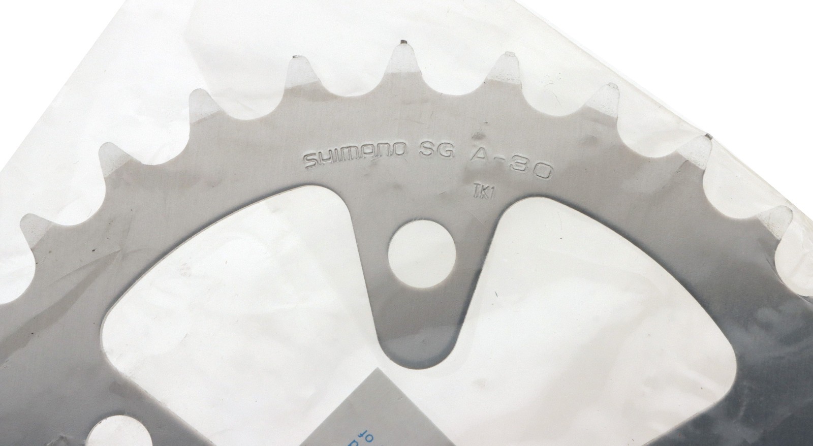 Shimano 105 FC-1057 Road Chainring 30T SG A-30 74BCD 3X8/7 SPD 5 Bolt NOS