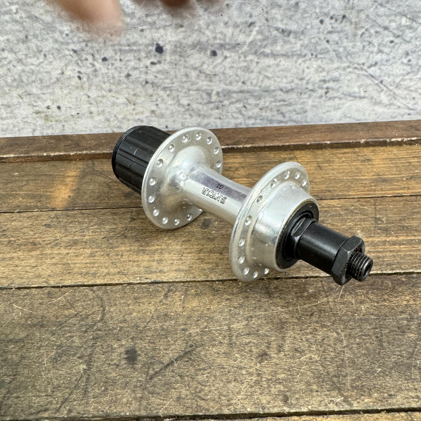 Vintage Suntour GL Rear Hub 32H NOS 135mm QR MTB 90s Accushift Freehub