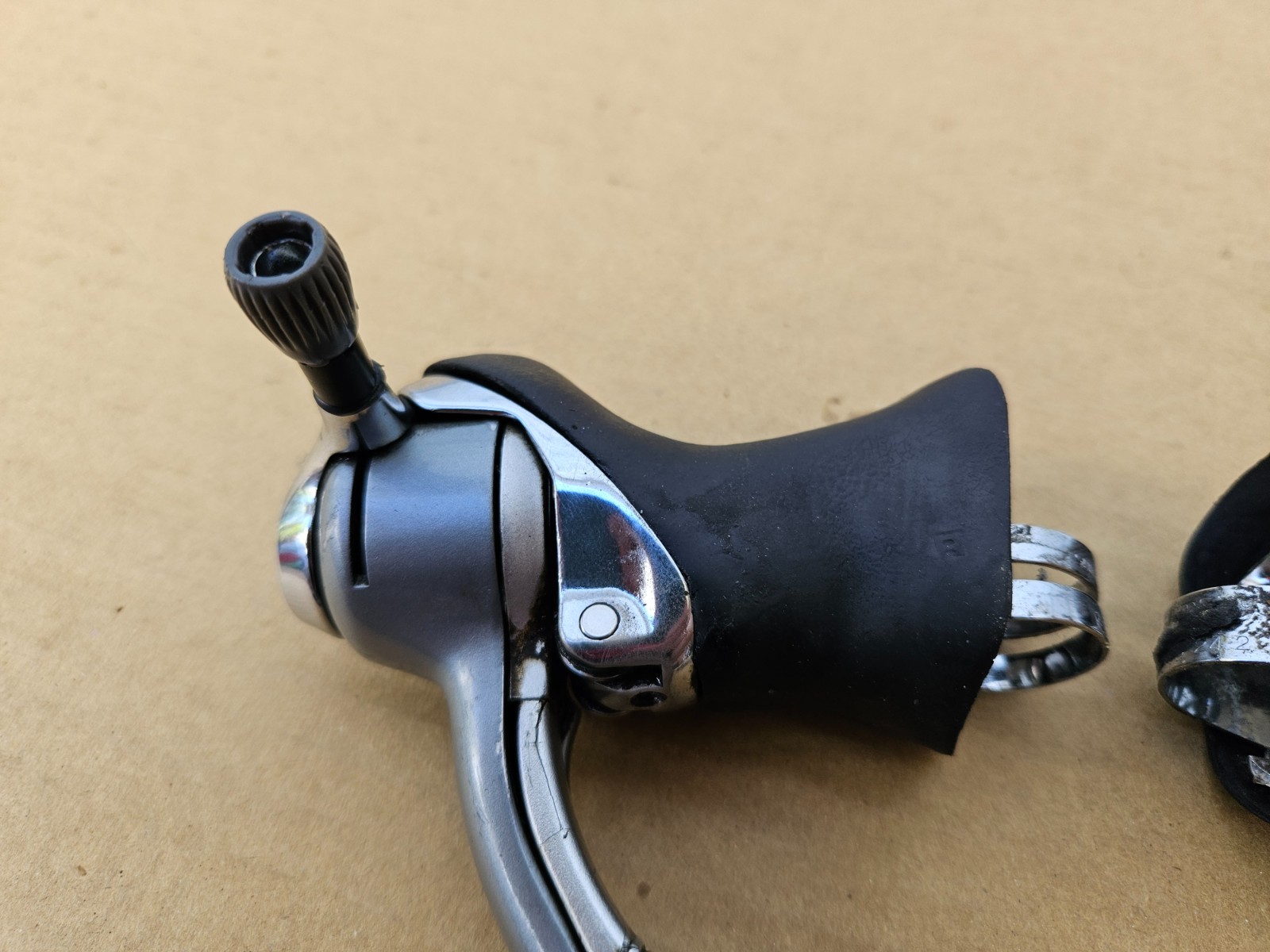 Vintage Shimano 600 Tricolor Road Bike STI Shifters Left Right Set ST-6400 Japan