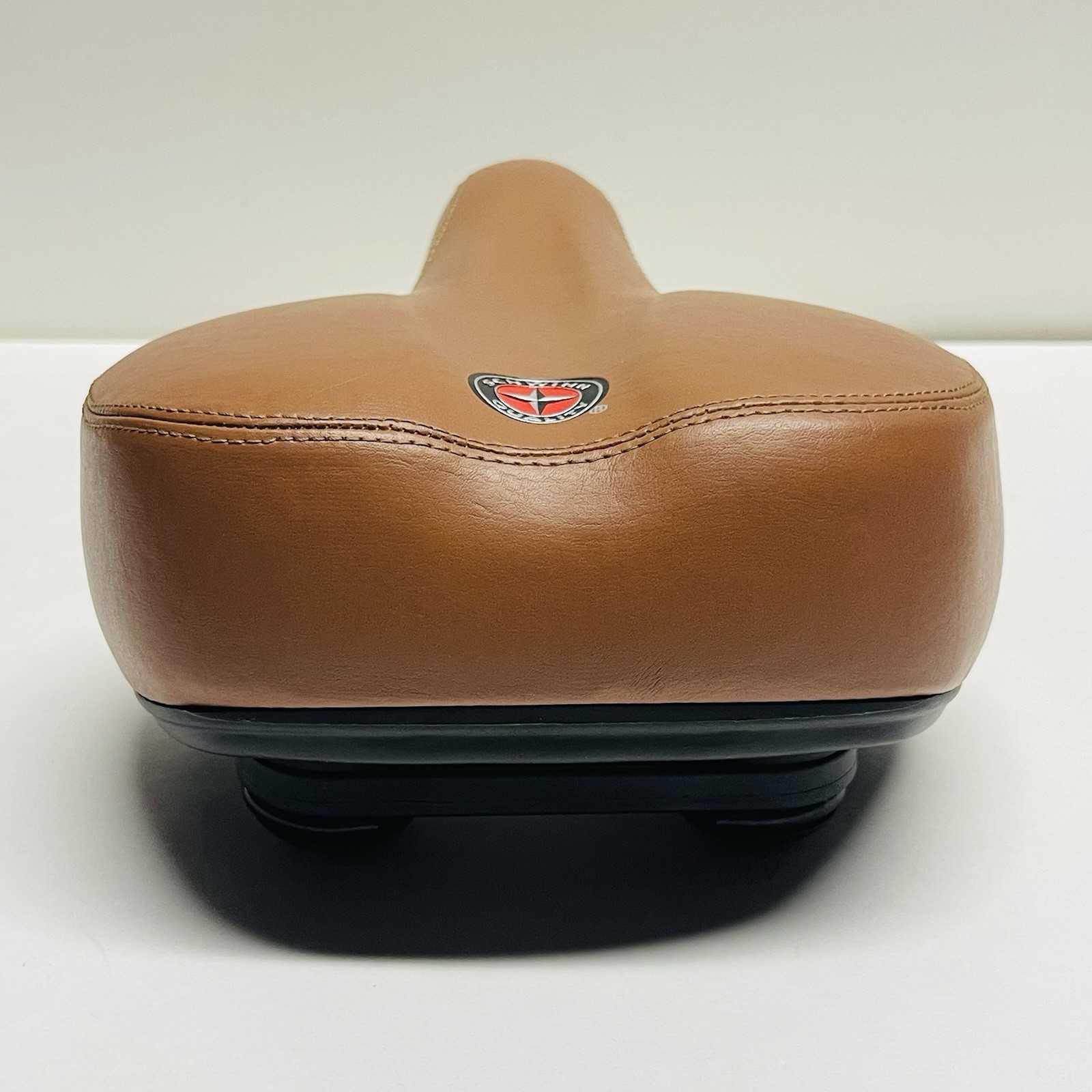 SCHWINN Comfort Cruiser Style Unisex Women’s Saddle Seat Brown