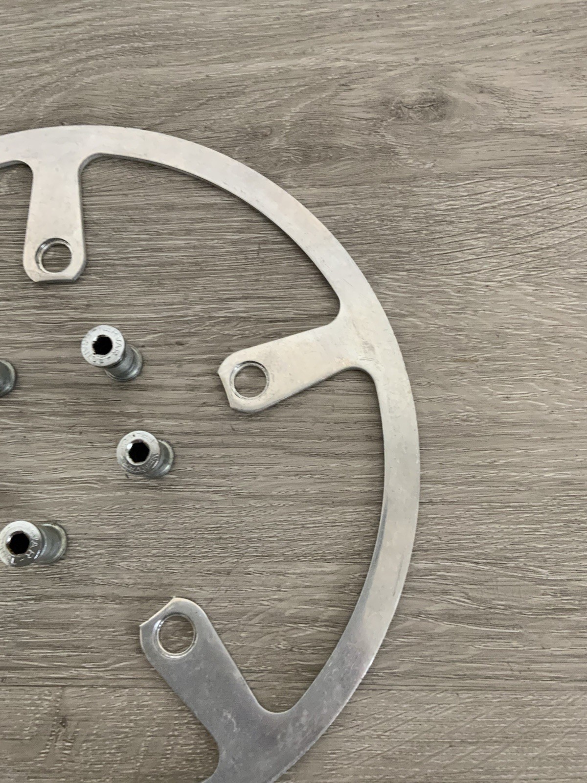 NERVAR CHAIN RINGS AND GUARD (3) 52-40 TOOTH 128 BCD 6, 7, OR 8 SPEED RING BOLTS
