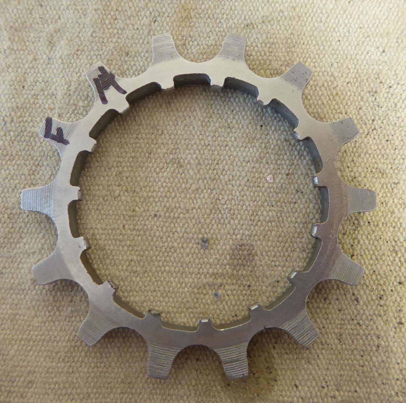 vtg SunTour WINNER winner PRO F14 F 14 tooth FREEWHEEL COG 14T