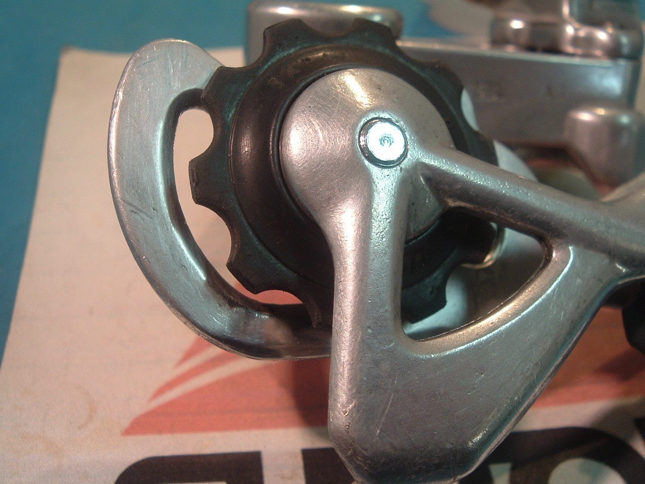 SunTour Cyclone RD-6000 Road Rear Derailleur – 2×5/6/7-Speed- VGC-28T+