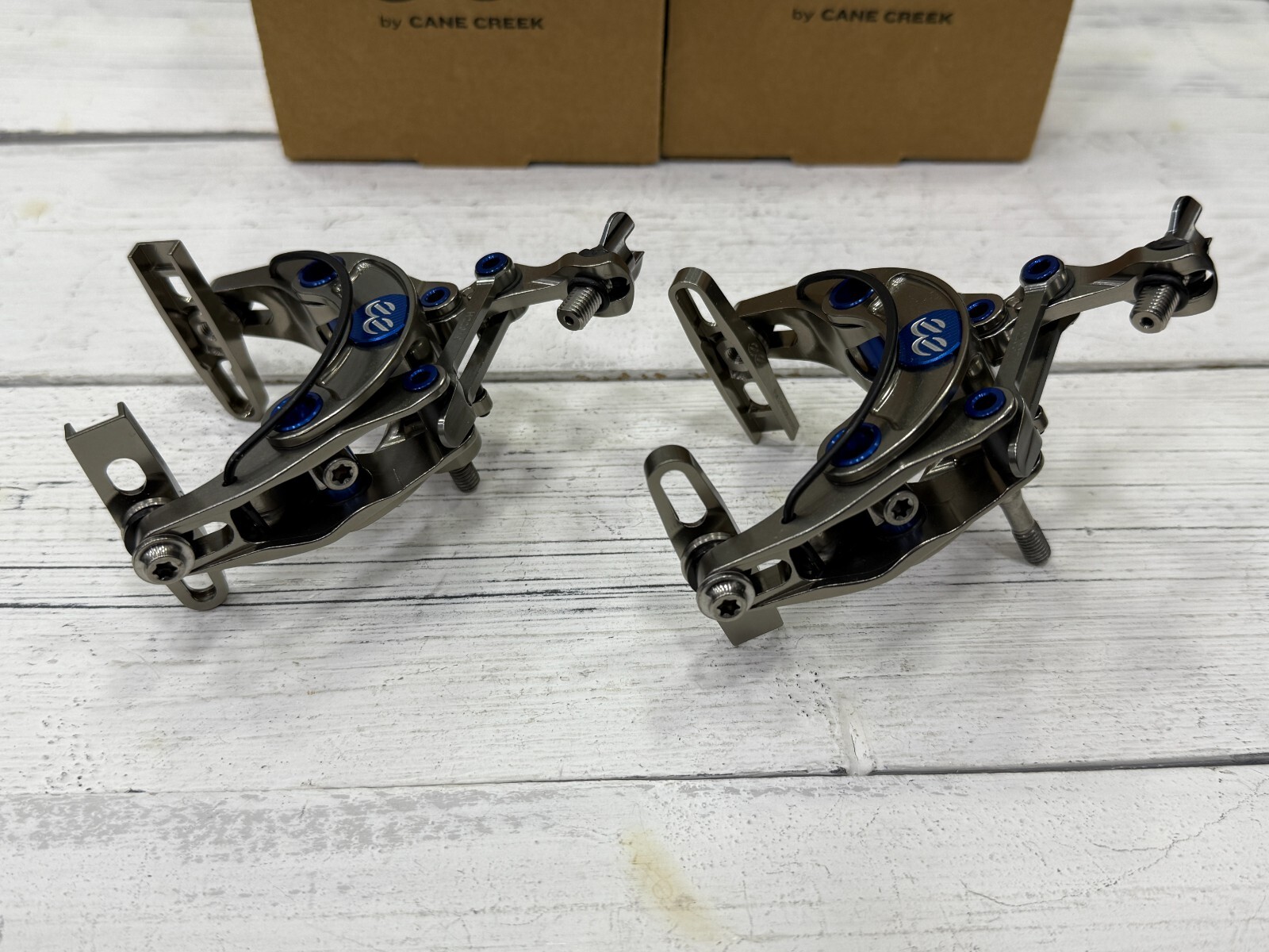 Cane Creek G4 eeBrake Magnum Limited Edition Regular Mount Set #BEE0350