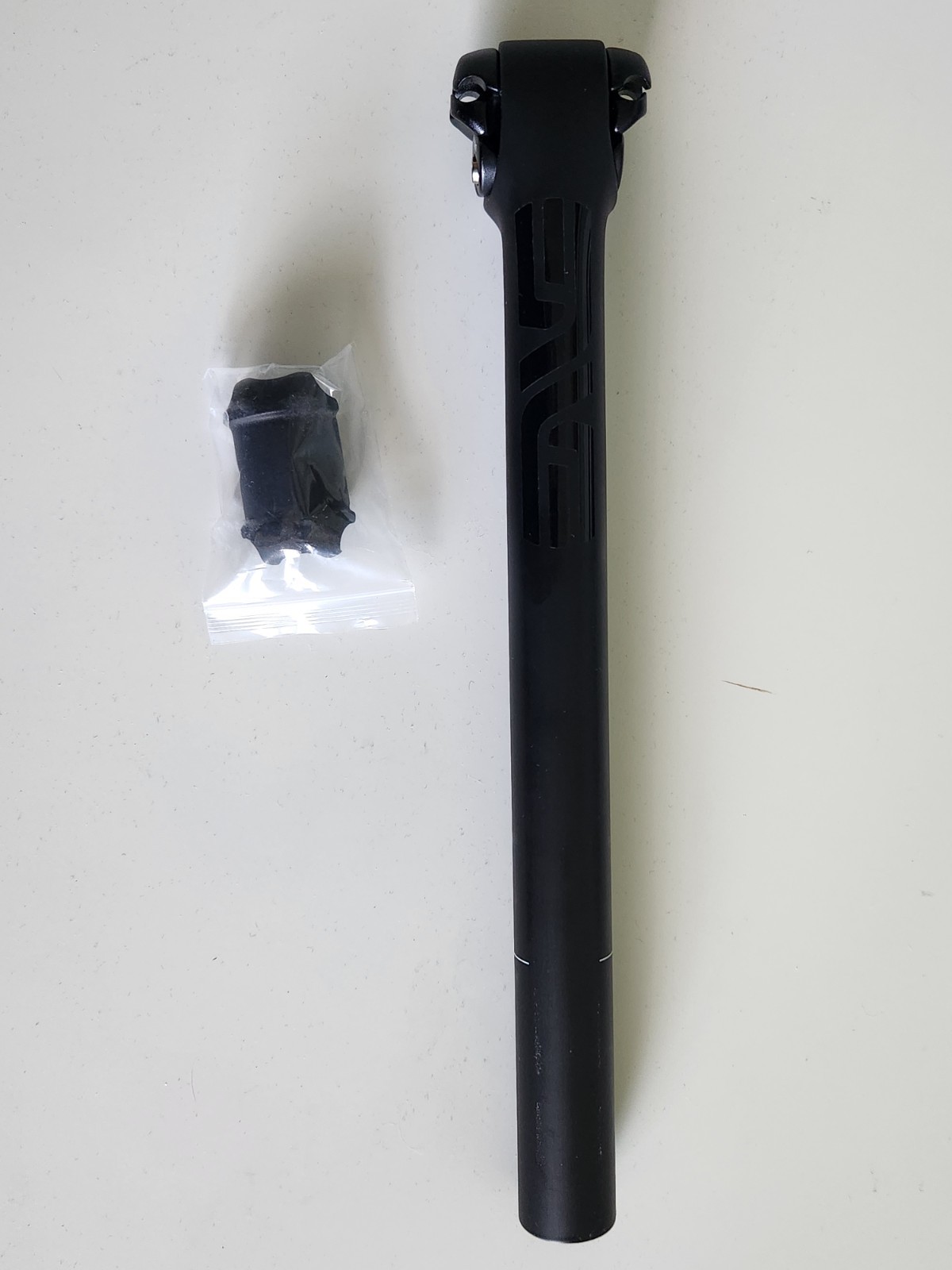 Enve Composites Carbon Seatpost 27.2mm Diameter 0mm Zero Offset 300mm Length
