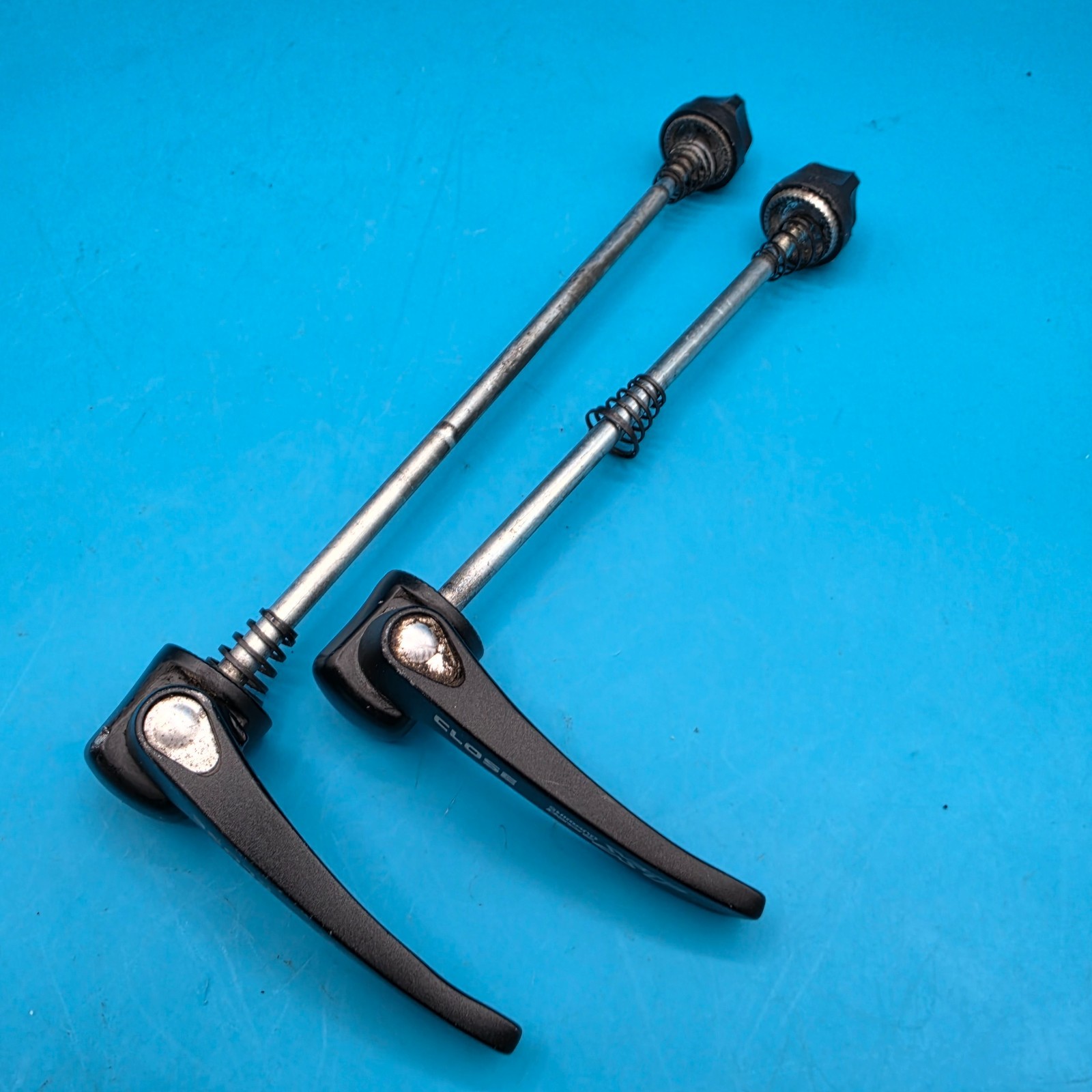 Shimano Deore XT Quick Release Skewer Set for 100/135mm Spaced Hubs g22