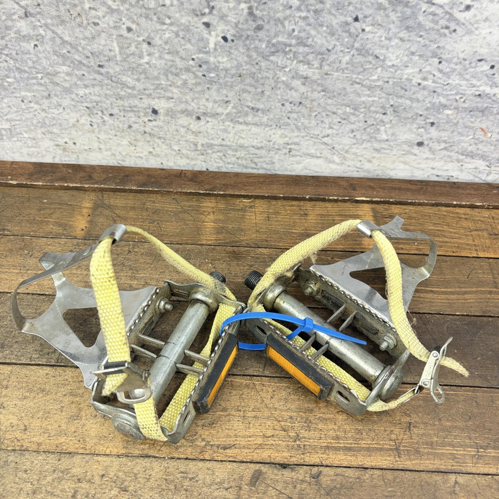 Vintage Union Rat Trap Bike Pedals 9/16 Toe Clips Straps Silver Pair Germany