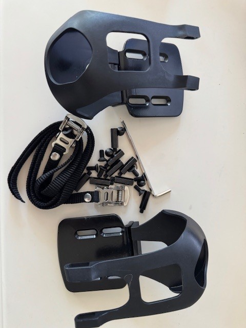 Pro-Grade Spin Bike Pedals,Toe Clips & 4D Adjustable Straps,9/16″ Alloy Spindl..