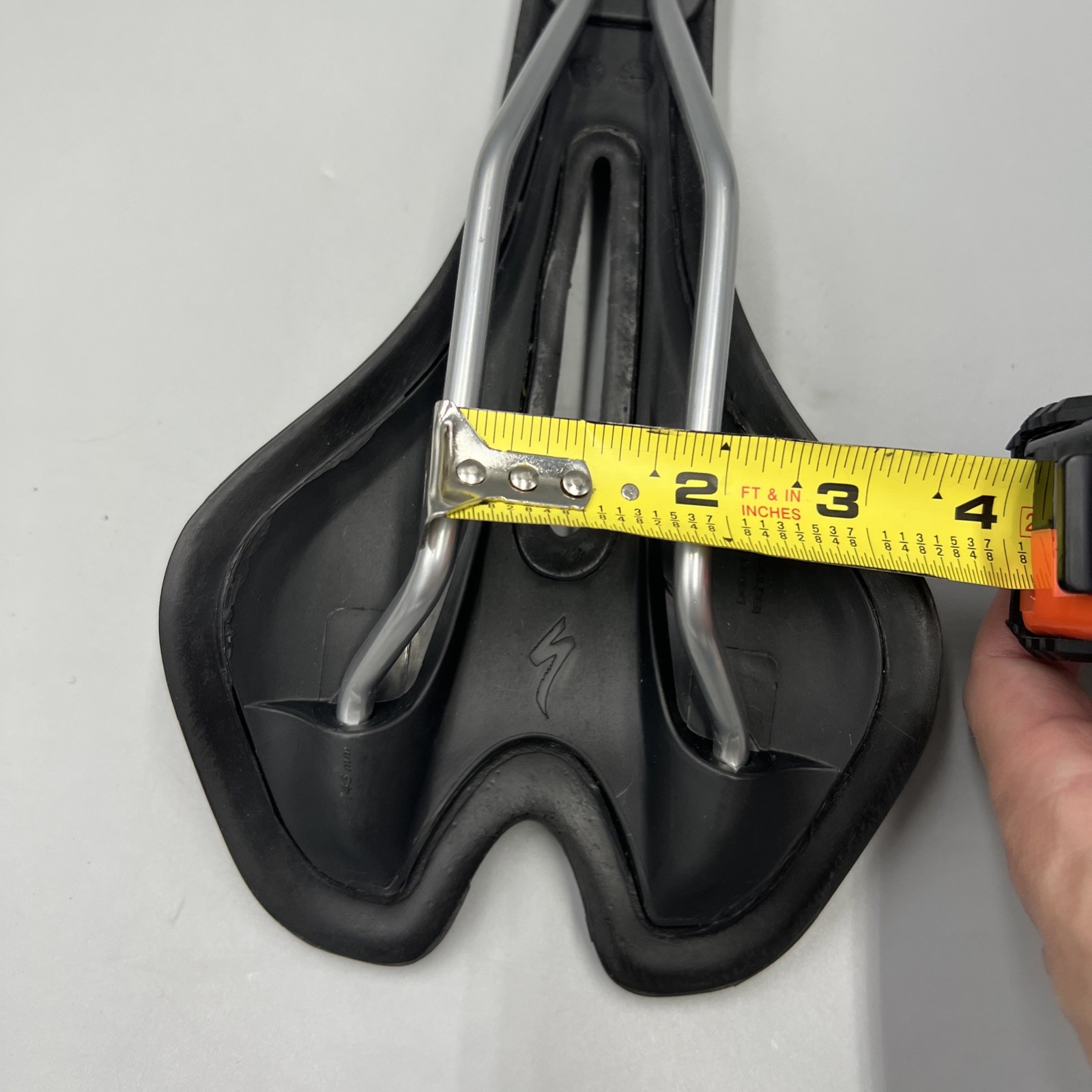 Specialized Toupe Sport 143mm Saddle Unisex Black Bicycle Seat Road Bike