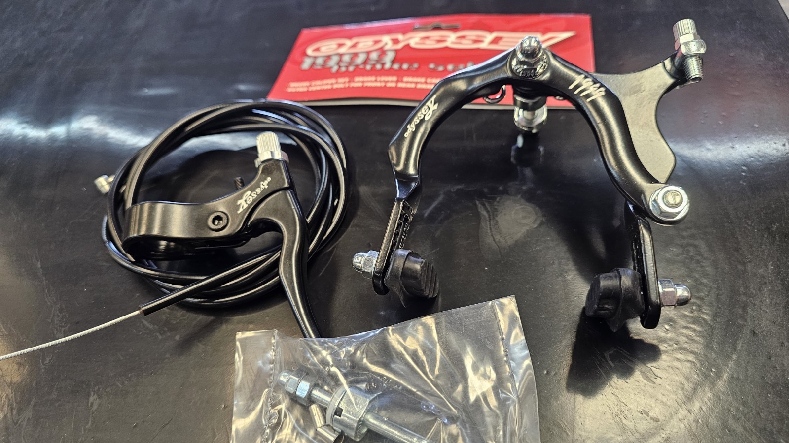 Odyssey 1999 Break Set Can be used for Front or REAR BLACK