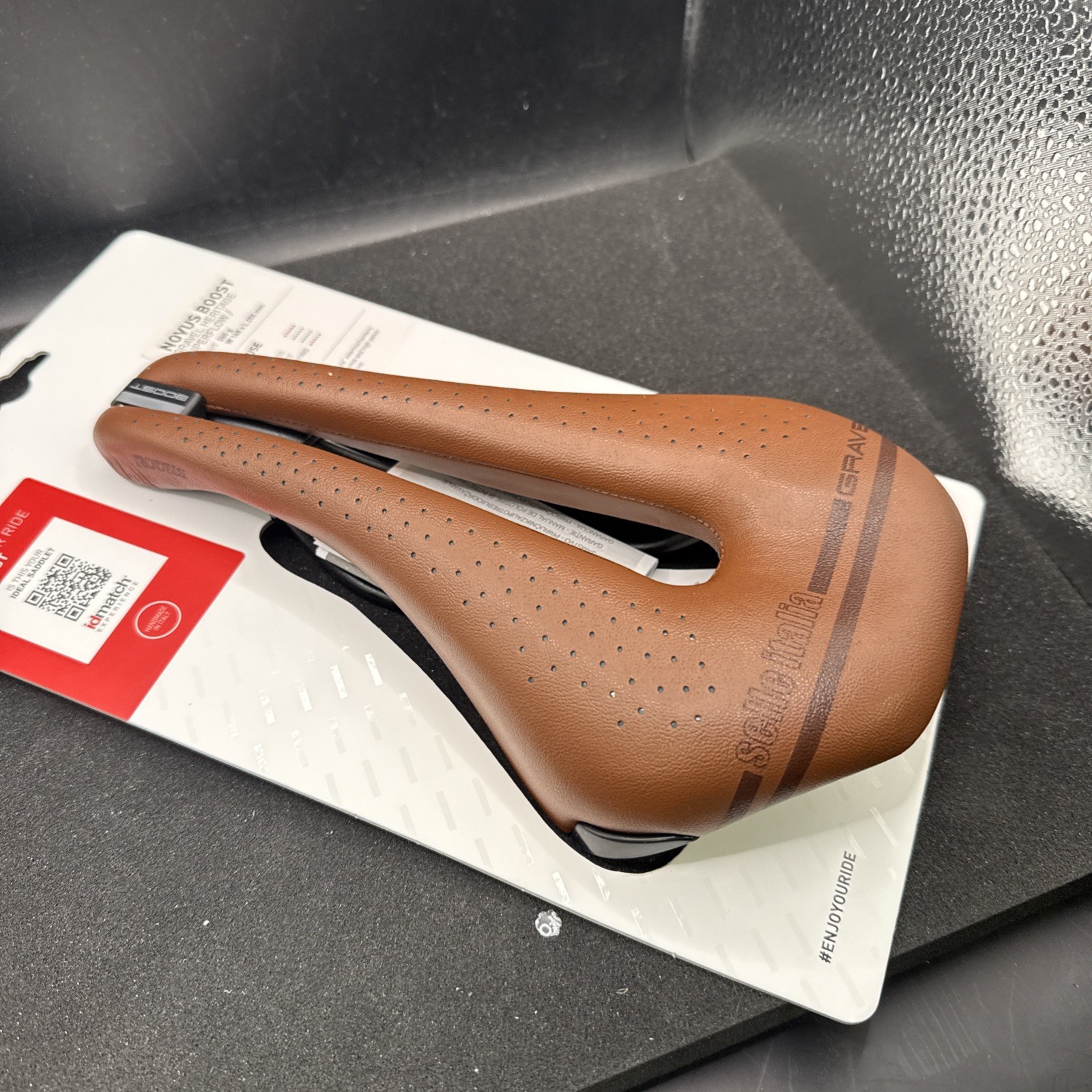 Selle Italia Novus Boost Gravel Heritage L3 Superflow 148mm Ti316 (9419-61)
