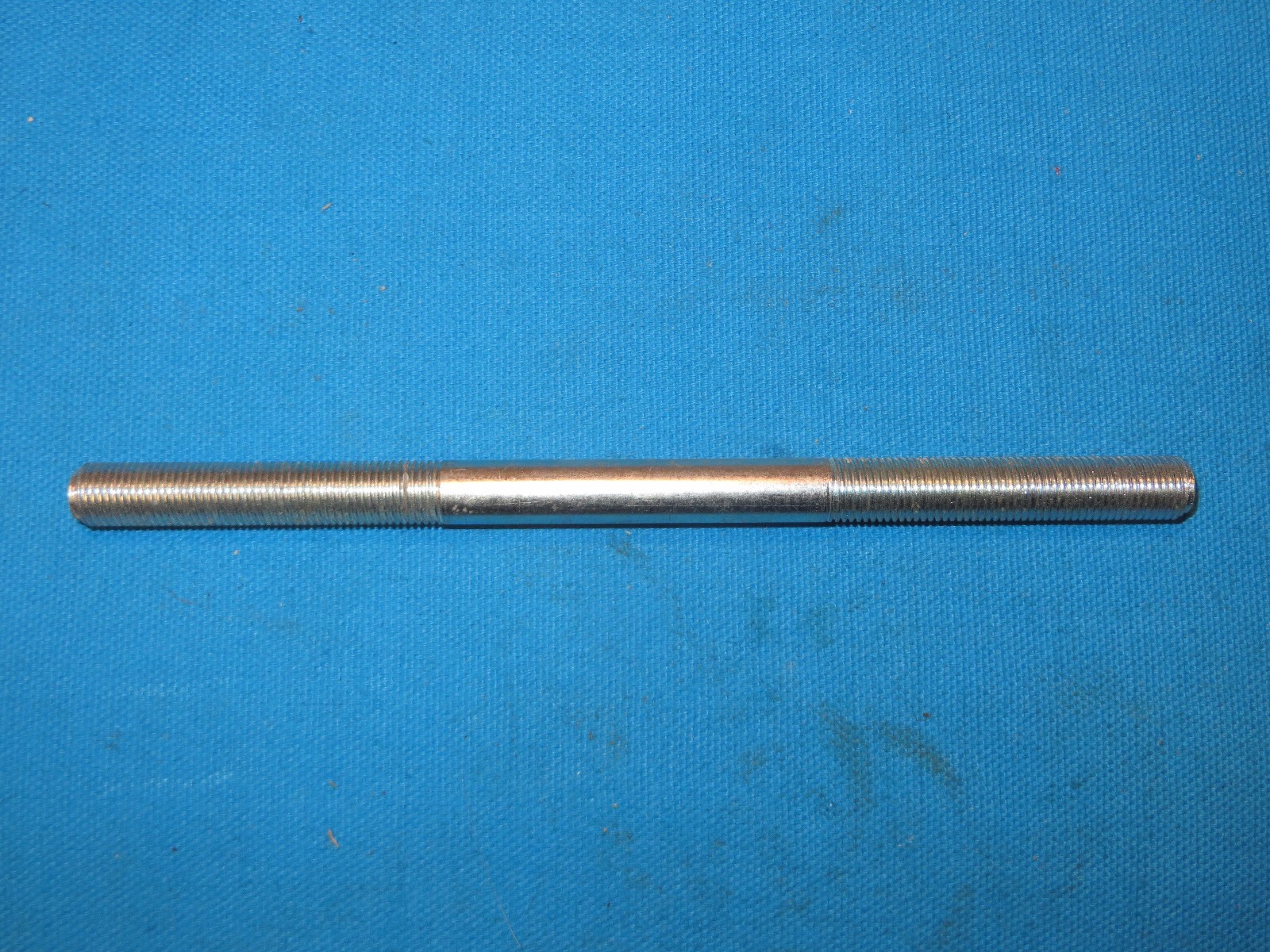 Bicycle New Departure Rear Coaster Brake Axle 6-1/2″ long – NOS