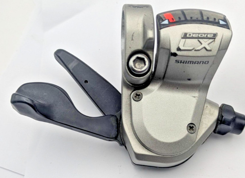 SHIMANO DEORE LX TRIGGER SHIFTERS ST-M580 3 x 9 SPEED MOUNTAIN FLATBAR VERY NICE