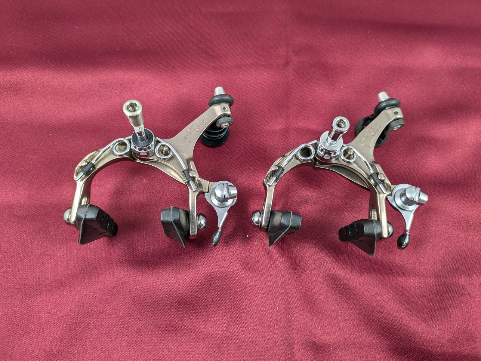Shimano 600 F&R Brake Caliper Set BR-6208 Side-Pull Bronze New Pads NOS B74