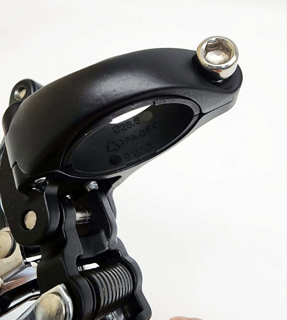 Shimano Tiagra FD-4700 Front Derailleur 2×10 Speed Clamp-on 28.6mm Brand New