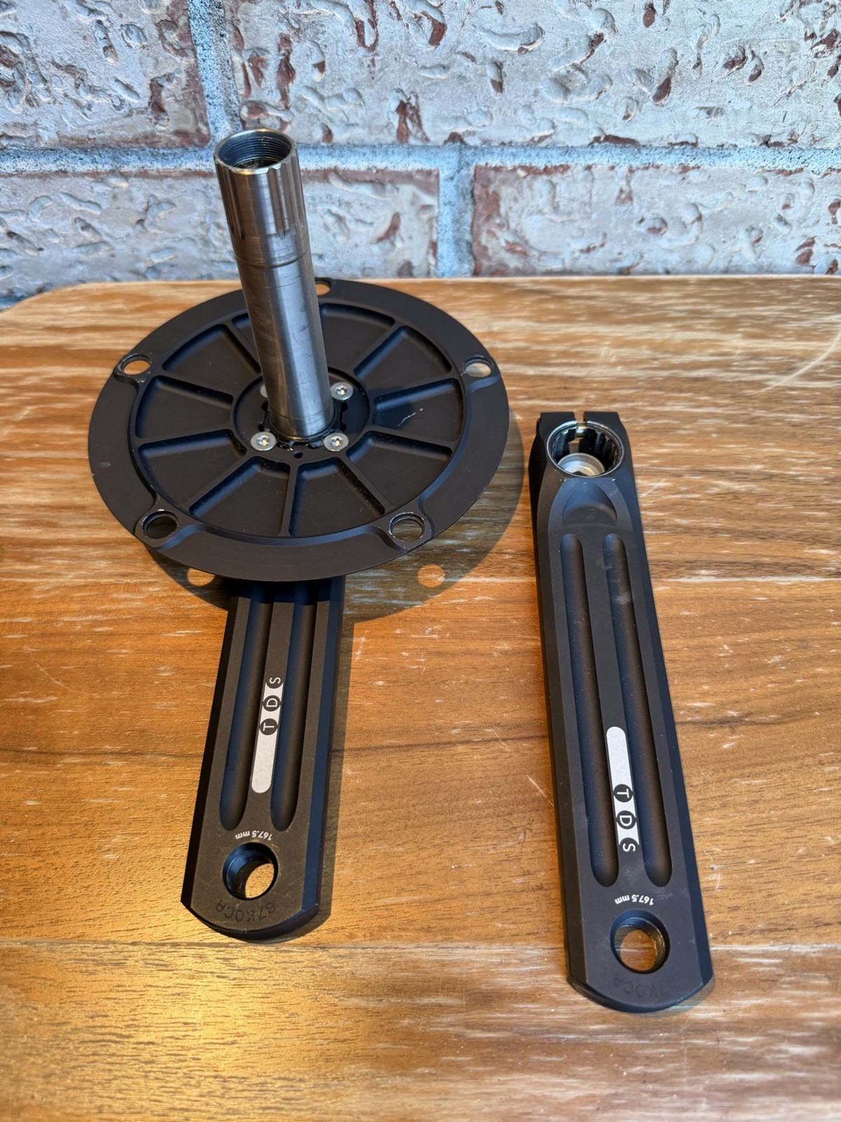 Rotor 3D24 Track Crankset 167.5 mm Black Fixed Gear 144BCD