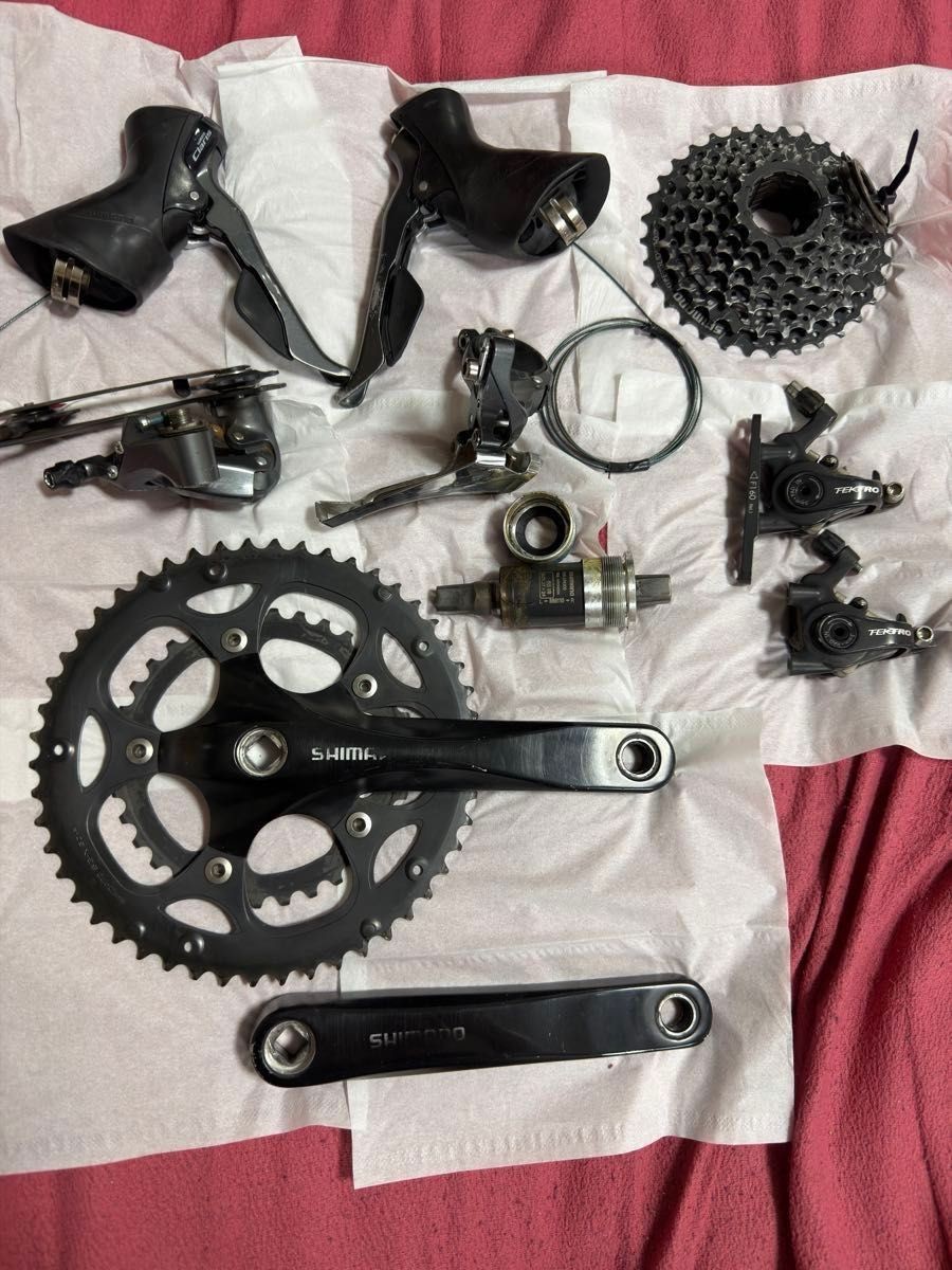 Shimano Claris R2000 8-Speed ​​Mixed Groupset with Tektro Disc Brake Calipers
