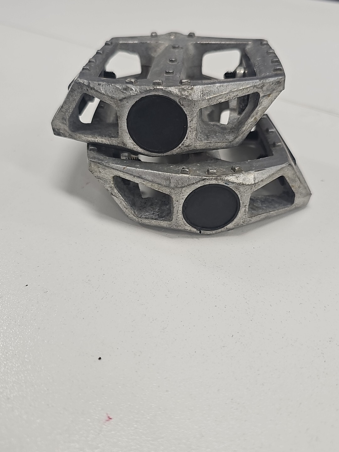 Alloy MTB Downhill Flat Pedals Cheap and Free Postage In Australia