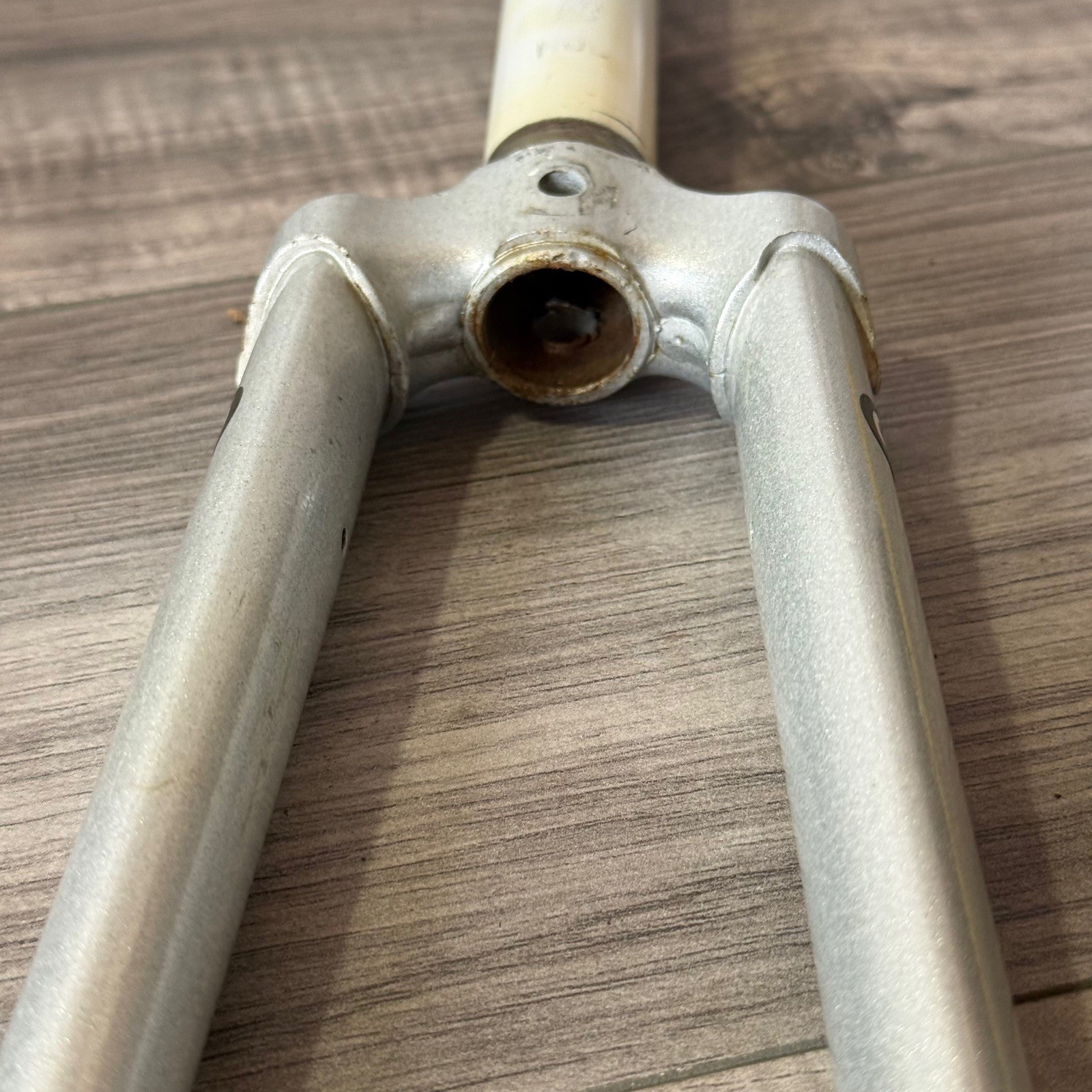 Bridgestone 700C Road Fork 1-Inch Threaded Short 125 Steerer Lugged Crown Silver